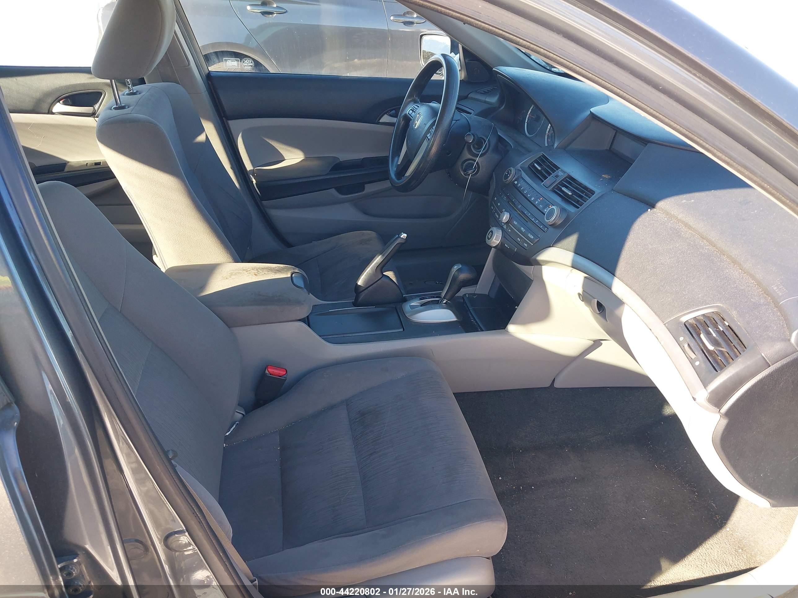 HONDA ACCORD image 5