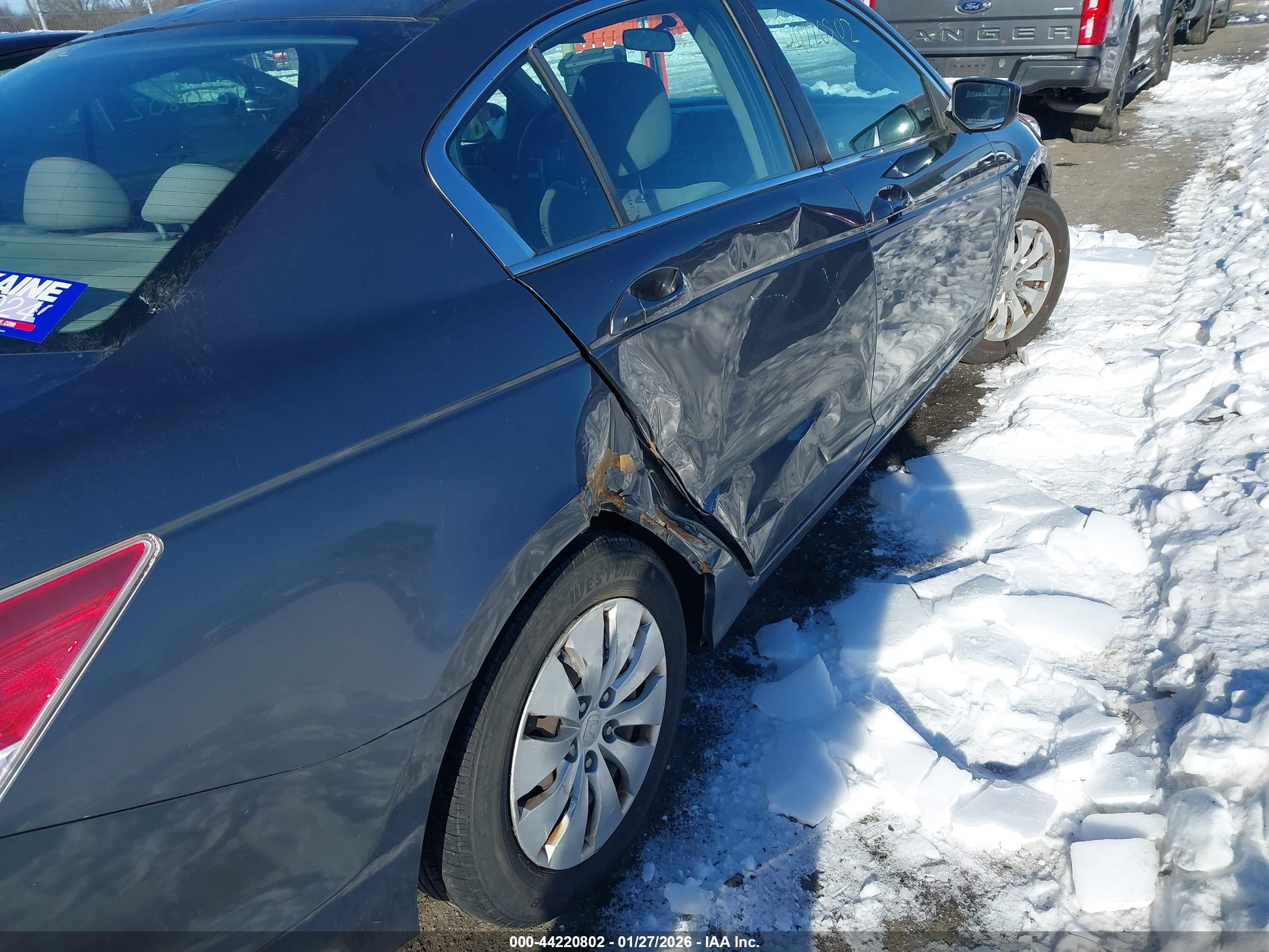 HONDA ACCORD image 6