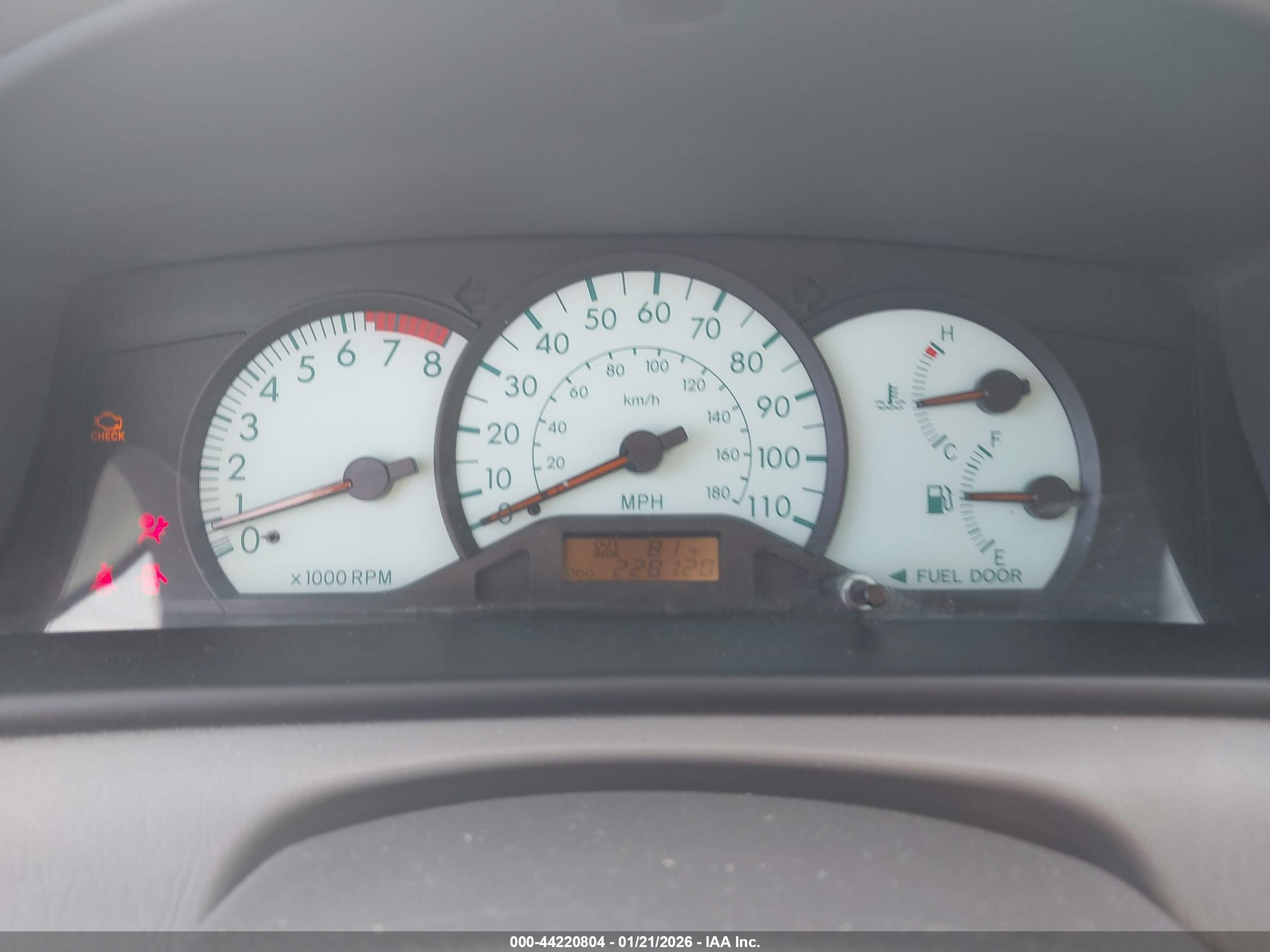 TOYOTA COROLLA image 7