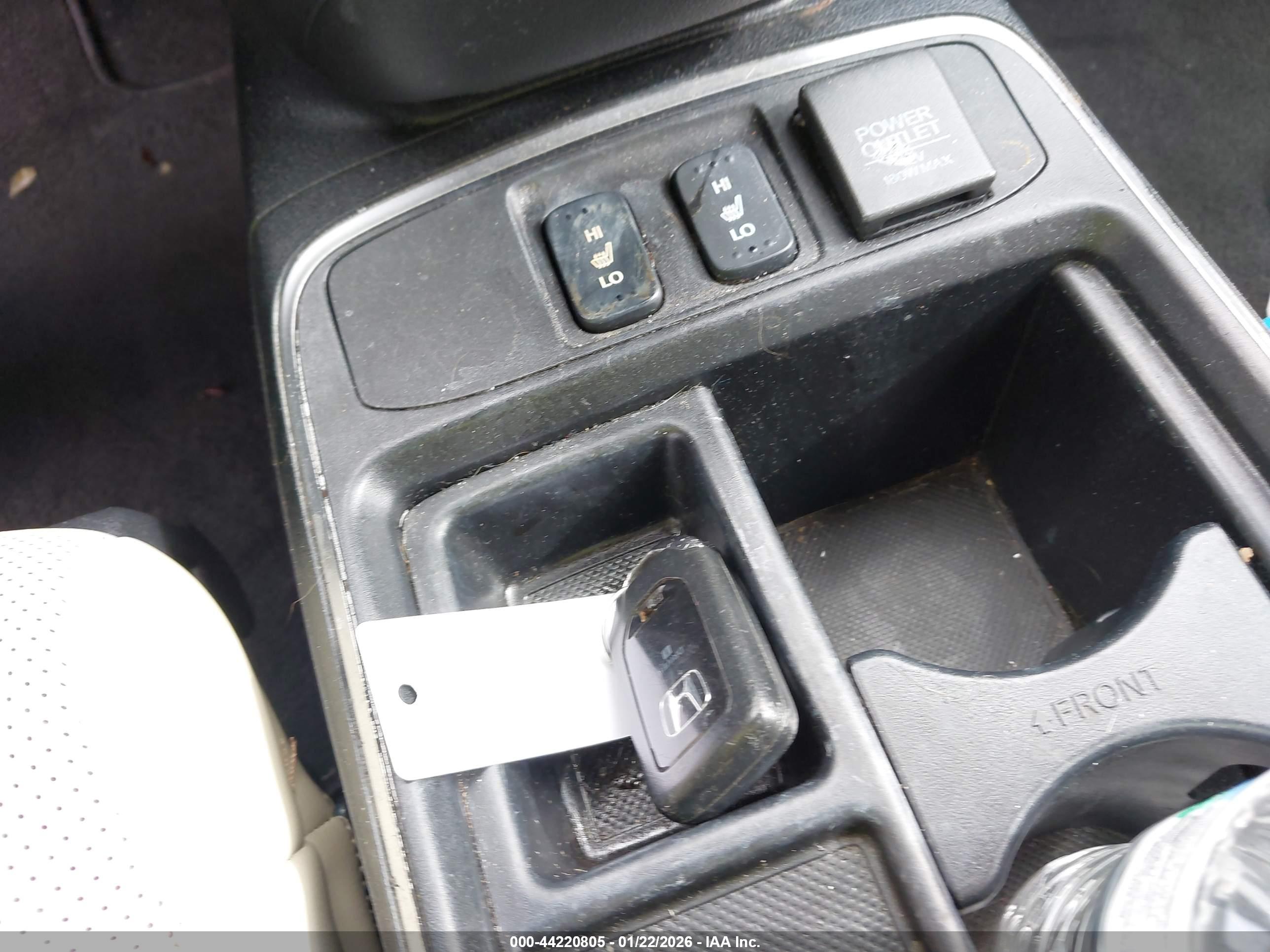 HONDA CR-V image 11