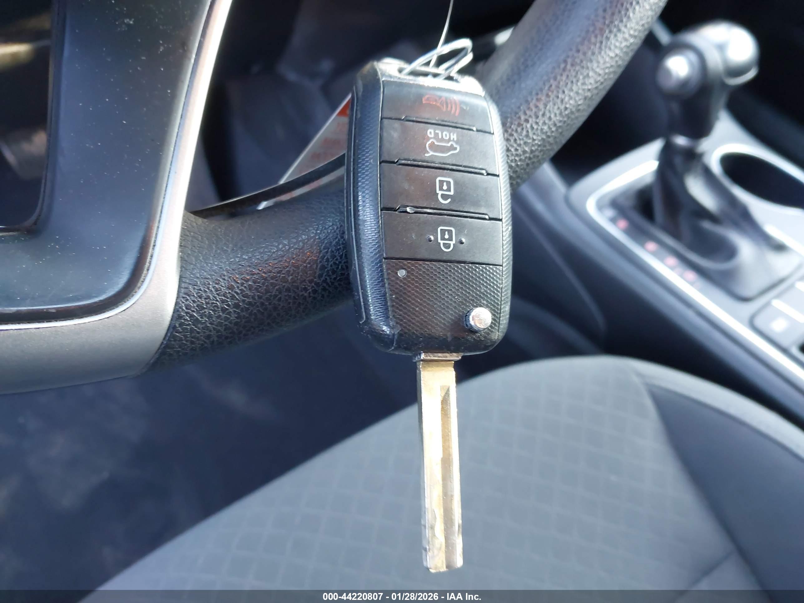 KIA SORENTO image 11