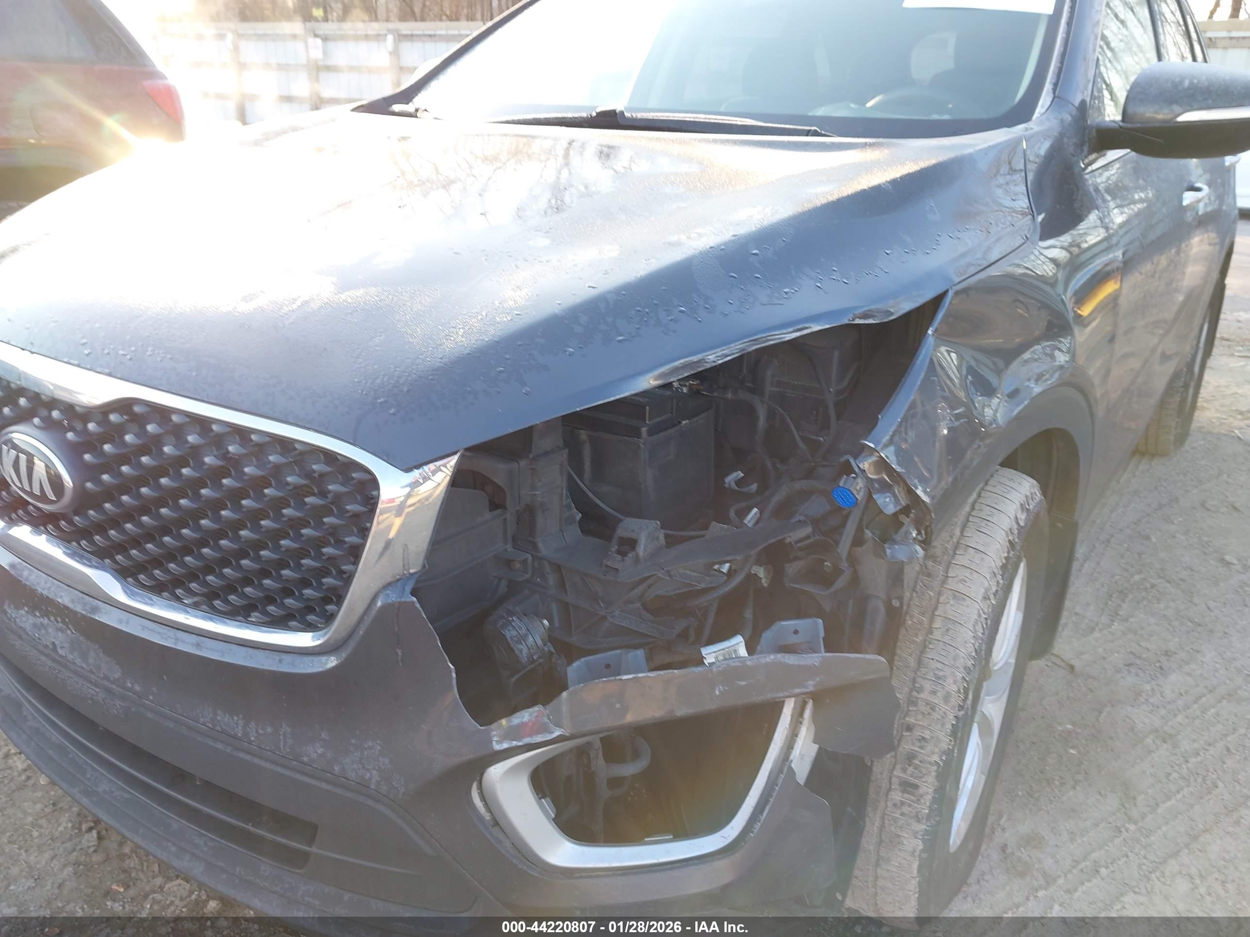 KIA SORENTO image 6