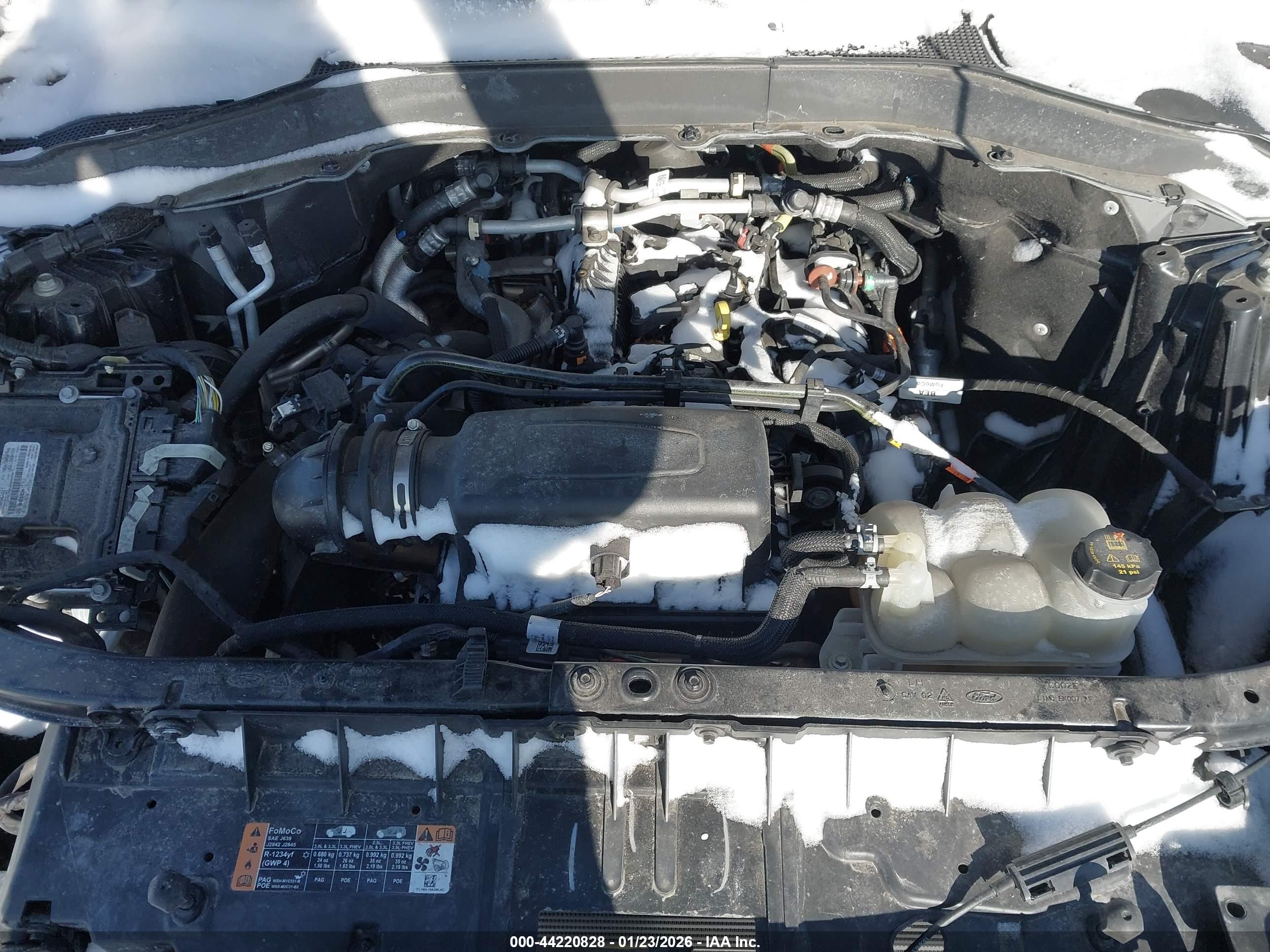 FORD EXPLORER image 10