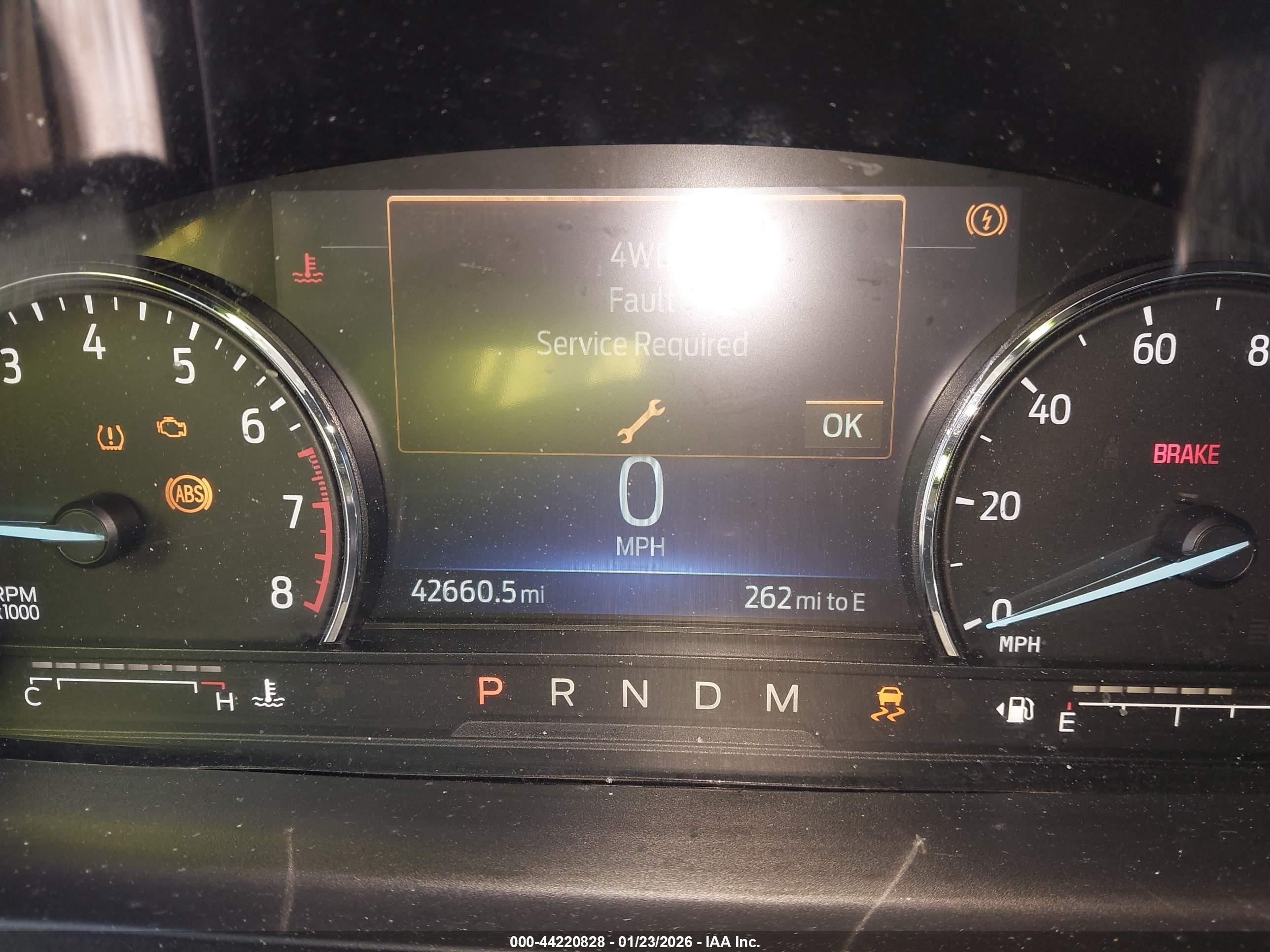 FORD EXPLORER image 7
