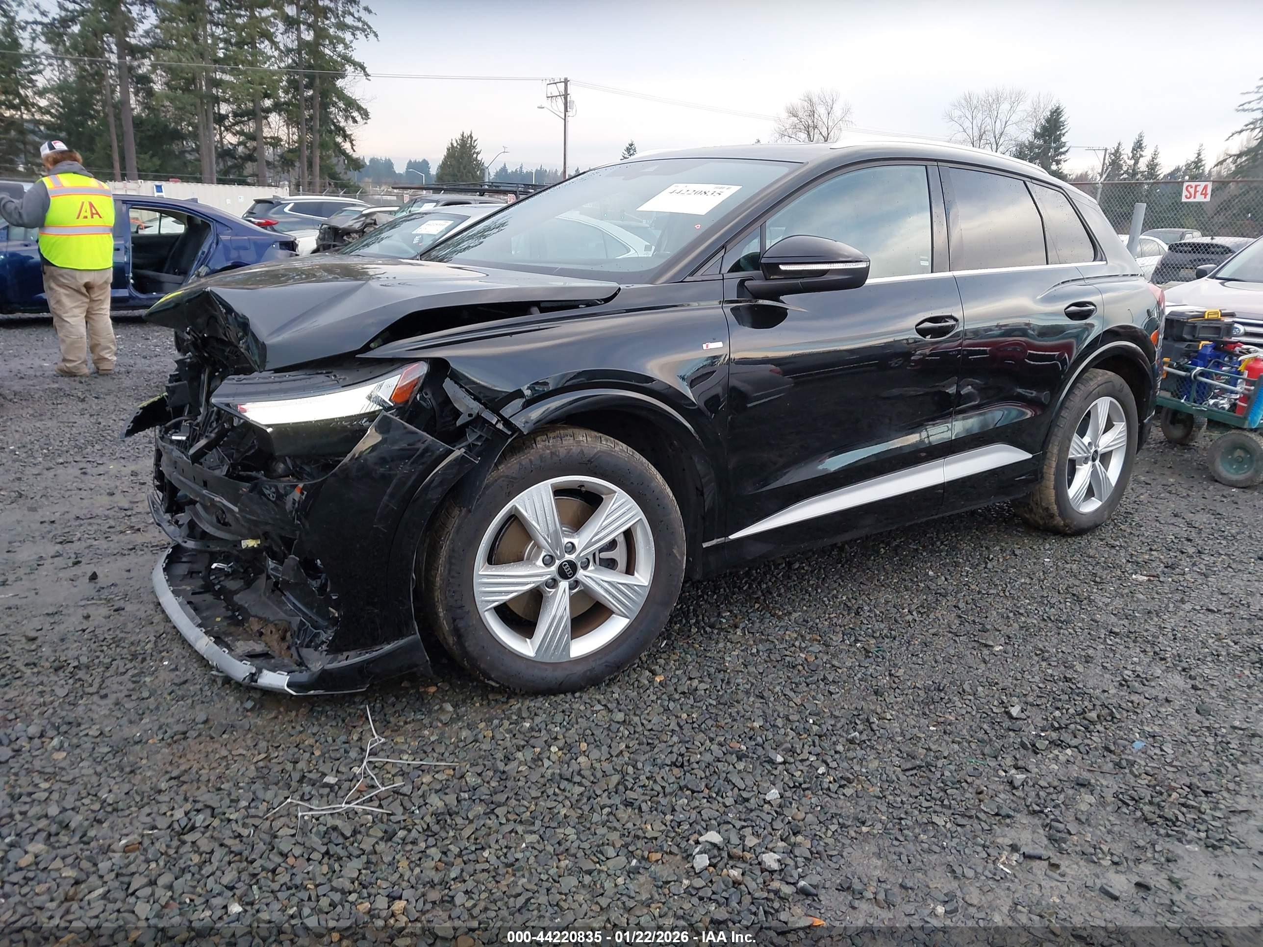 AUDI Q4 image 2