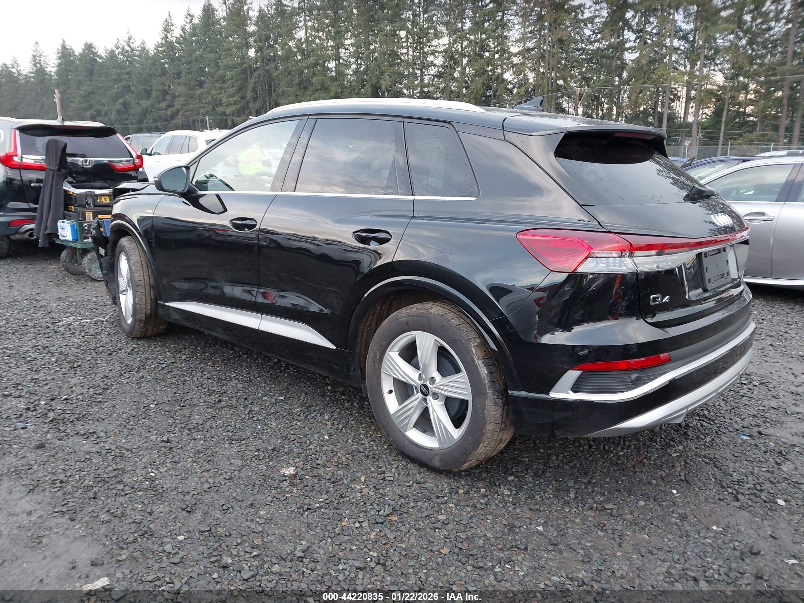 AUDI Q4 image 3