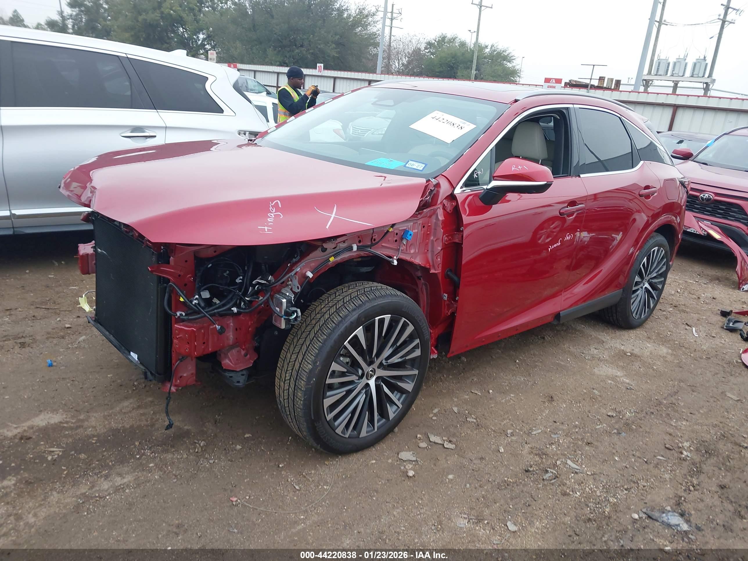 LEXUS RX image 2