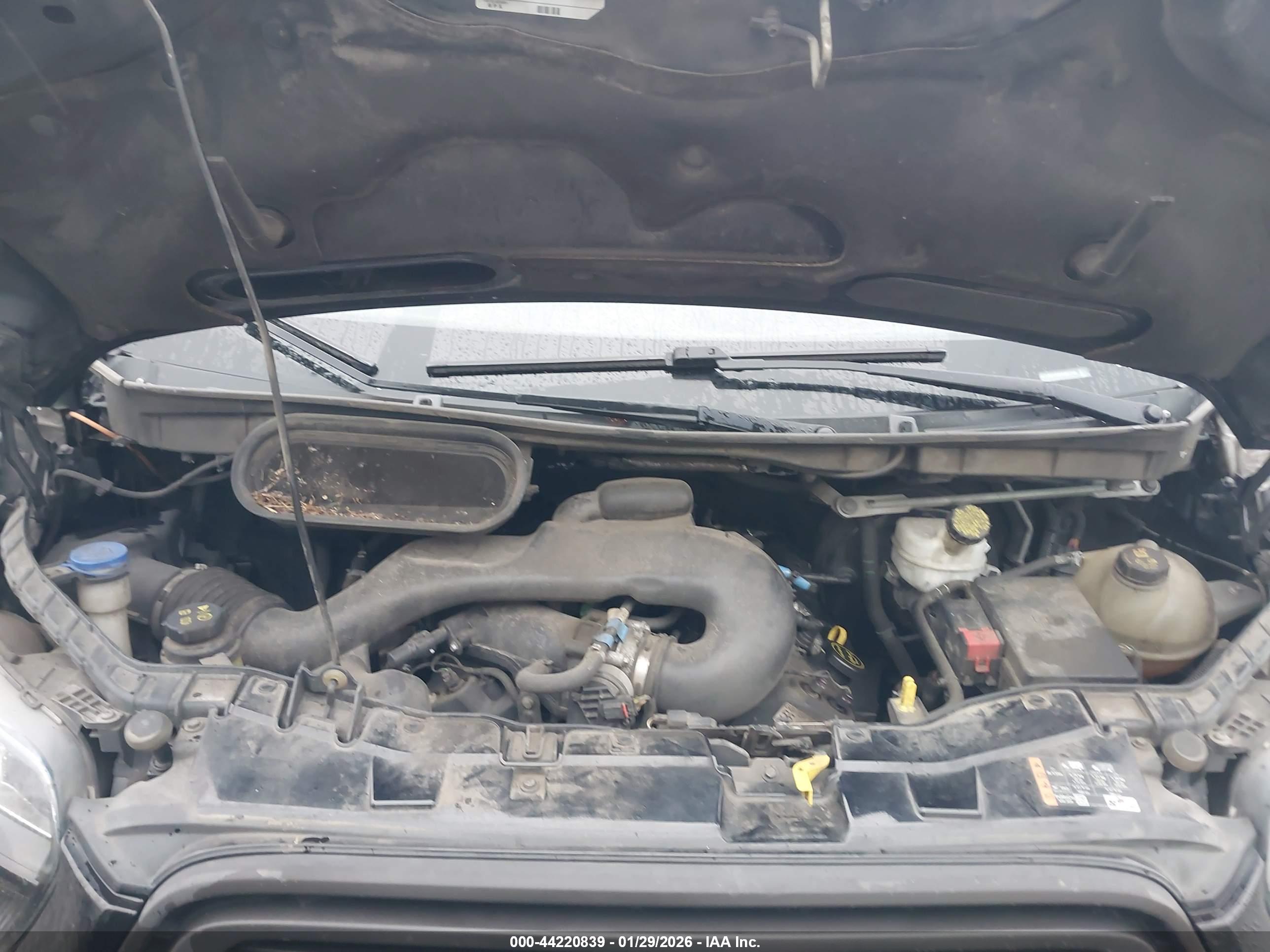 FORD TRANSIT-250 image 10