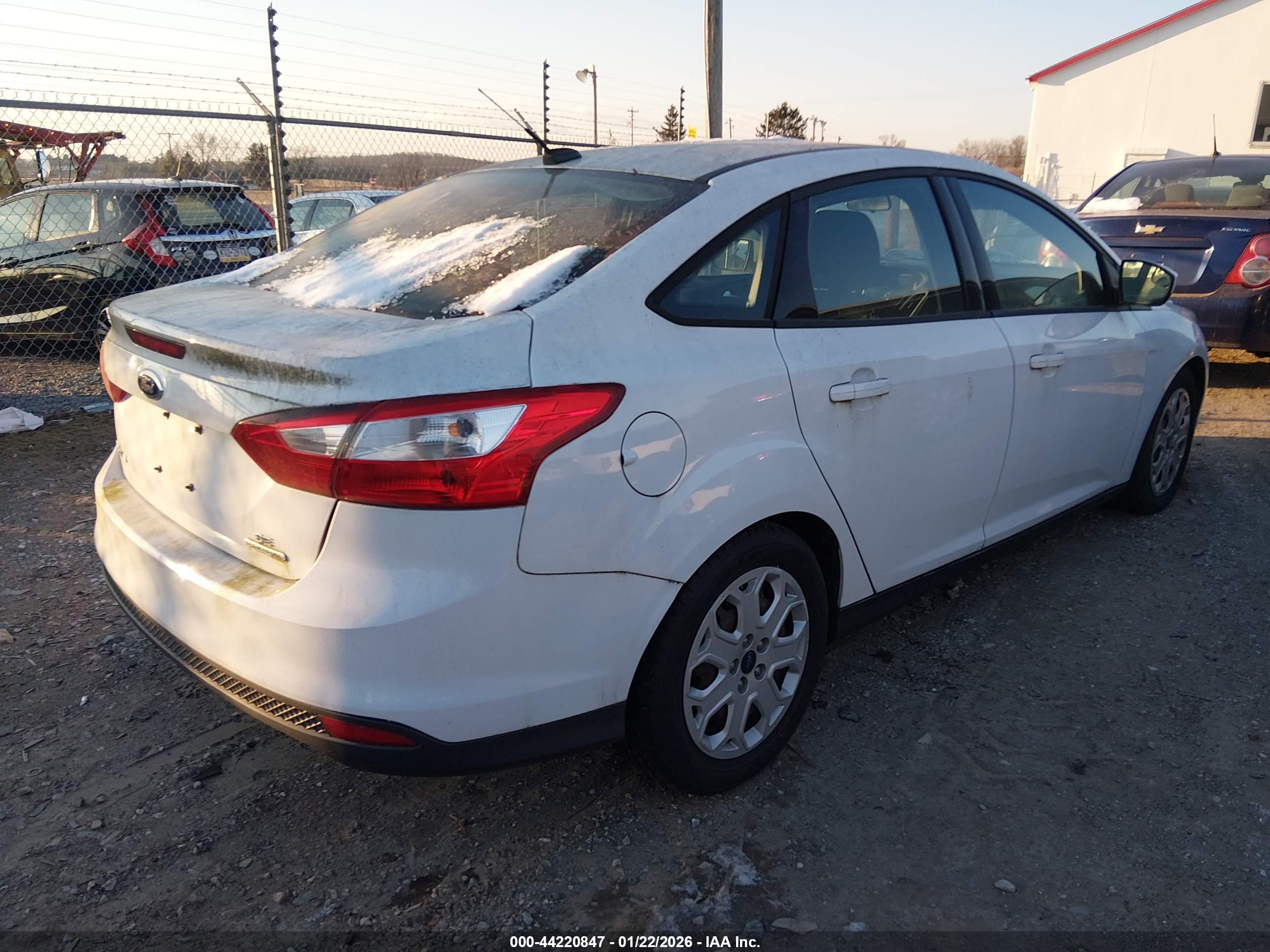 FORD FOCUS image 4