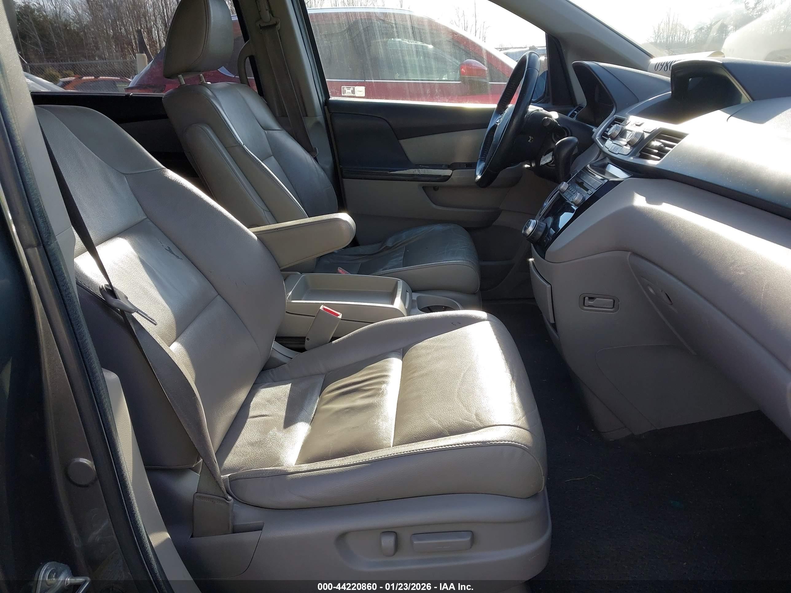 HONDA ODYSSEY image 5