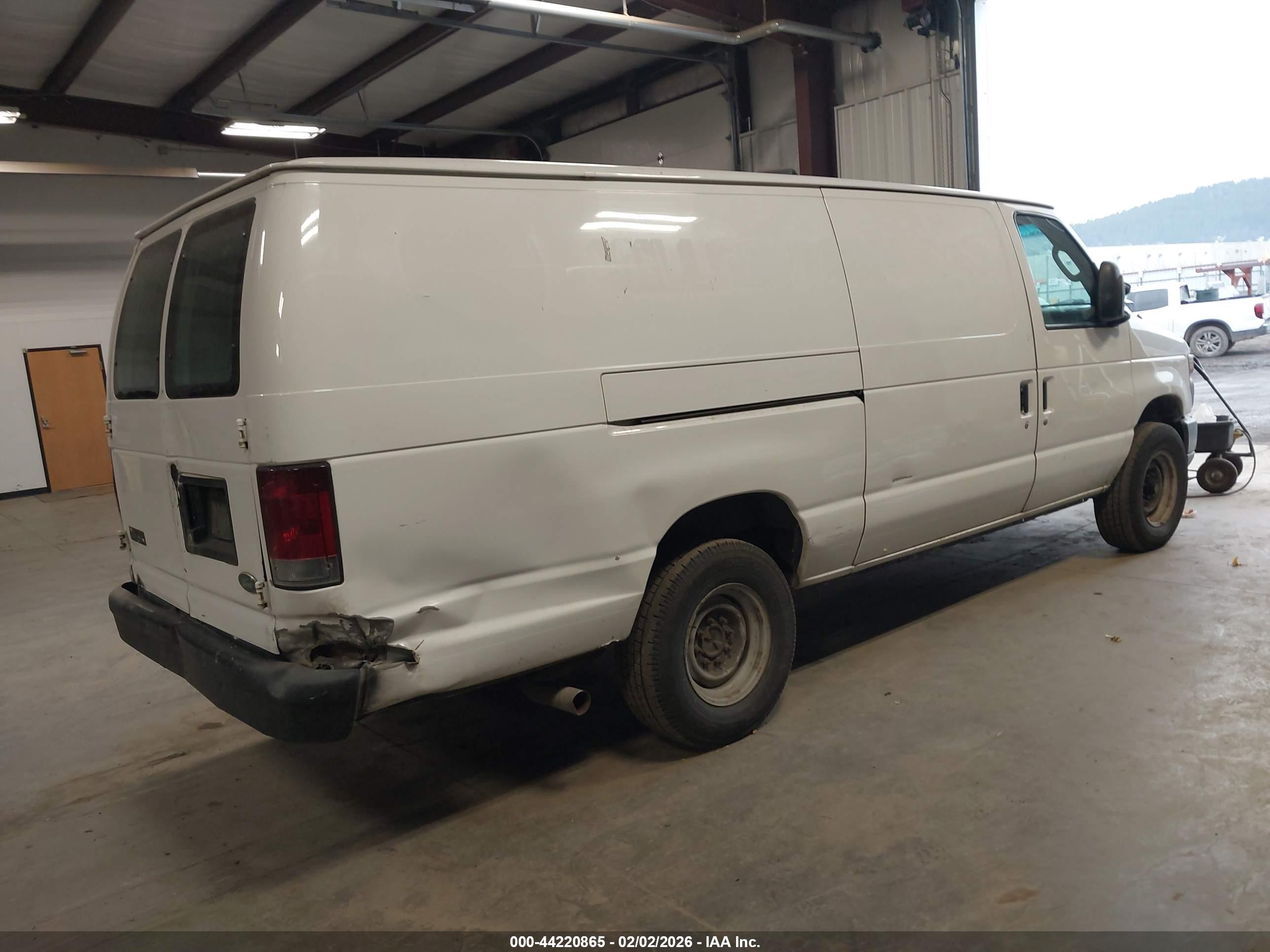 FORD E-350 image 4