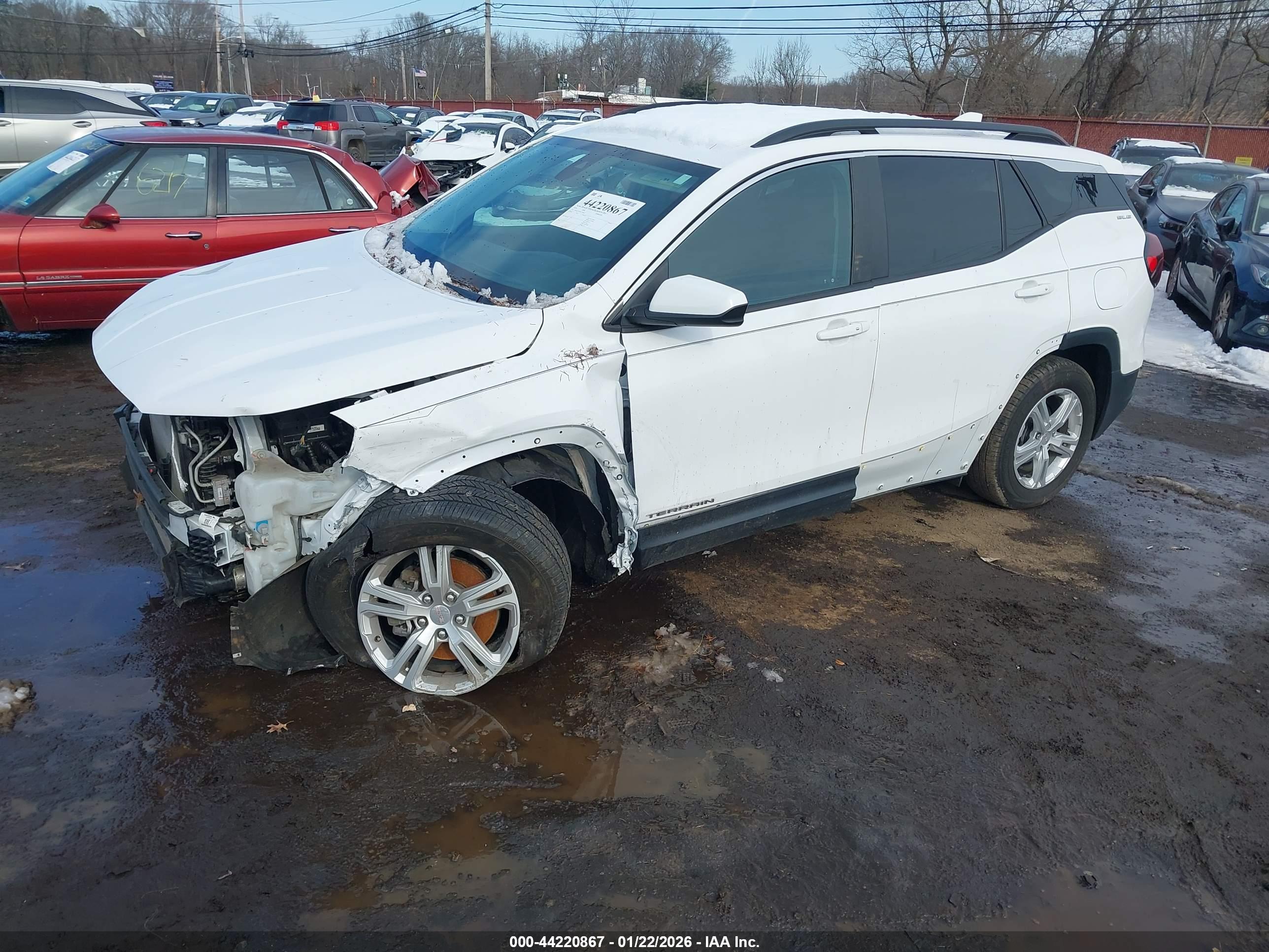 GMC TERRAIN image 6