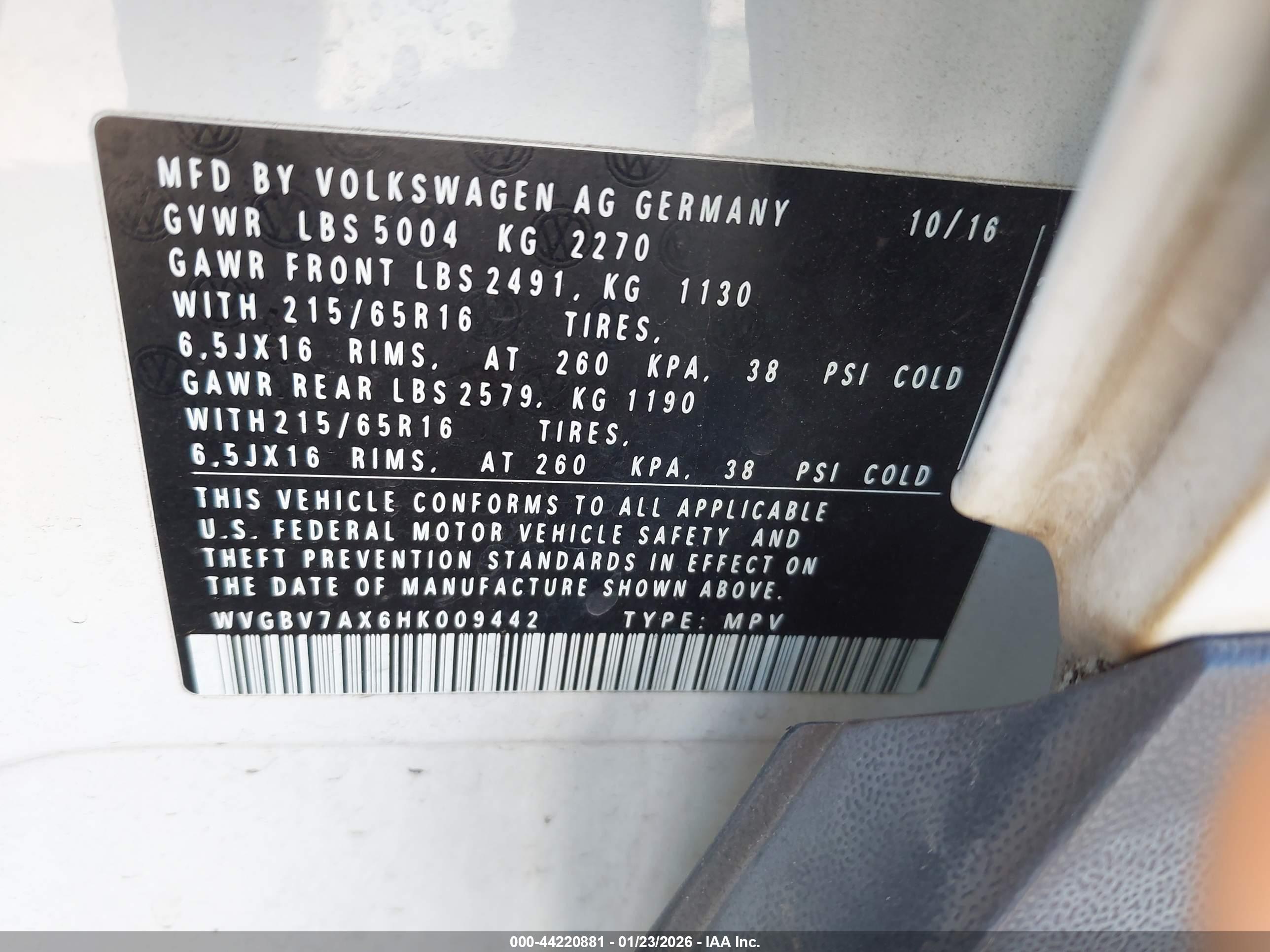 VOLKSWAGEN TIGUAN image 9
