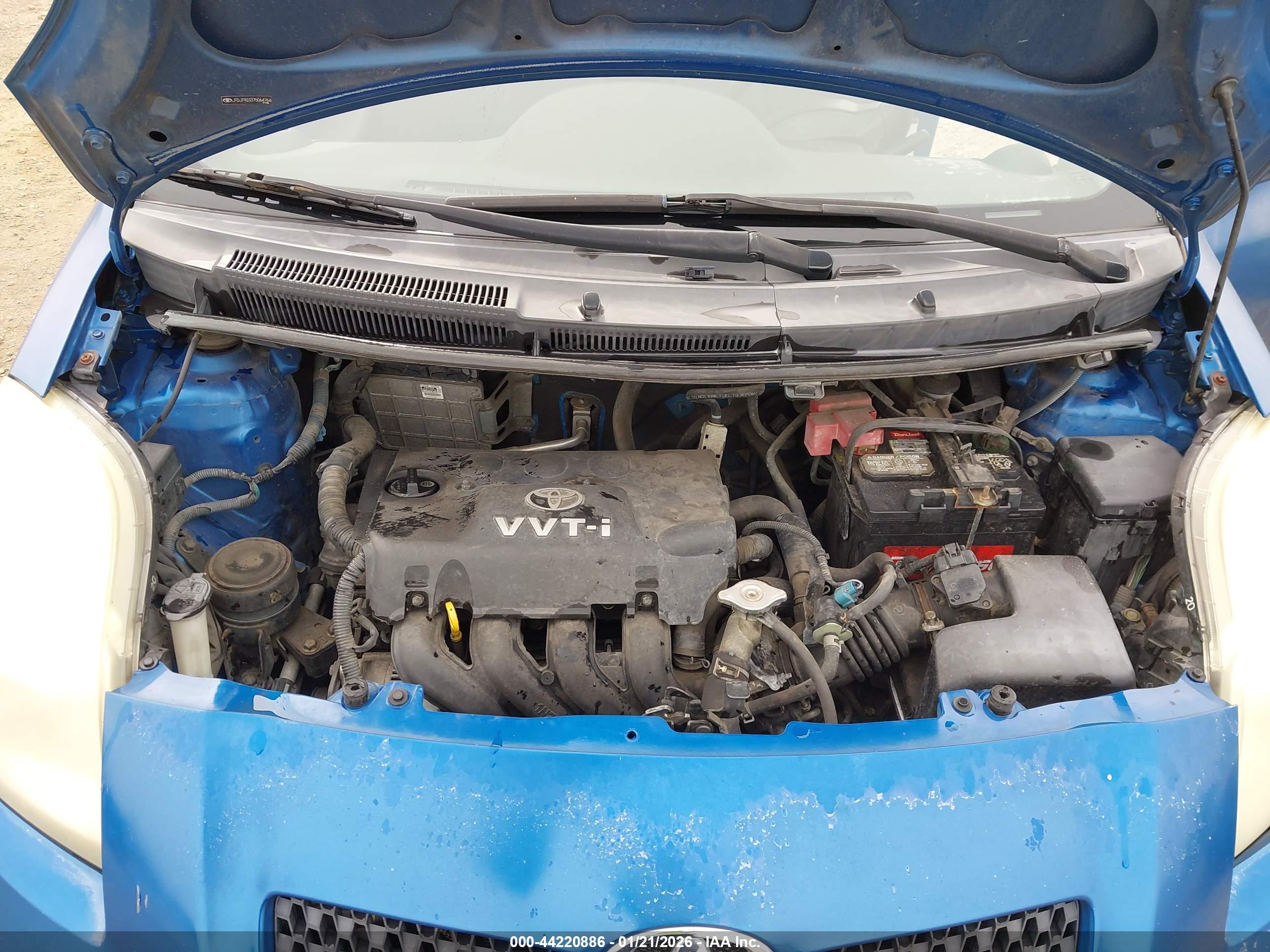 TOYOTA YARIS image 10