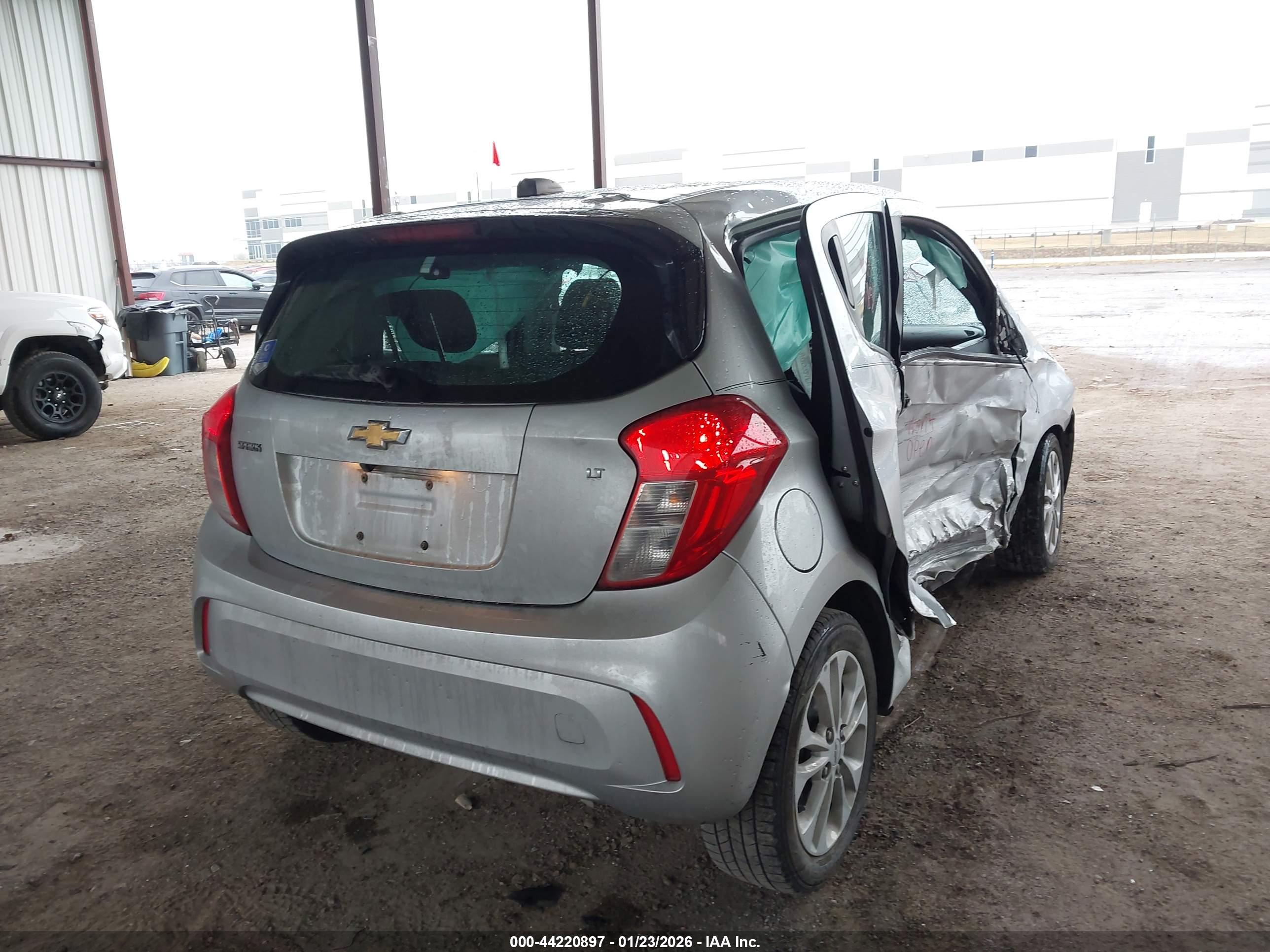 CHEVROLET SPARK image 4