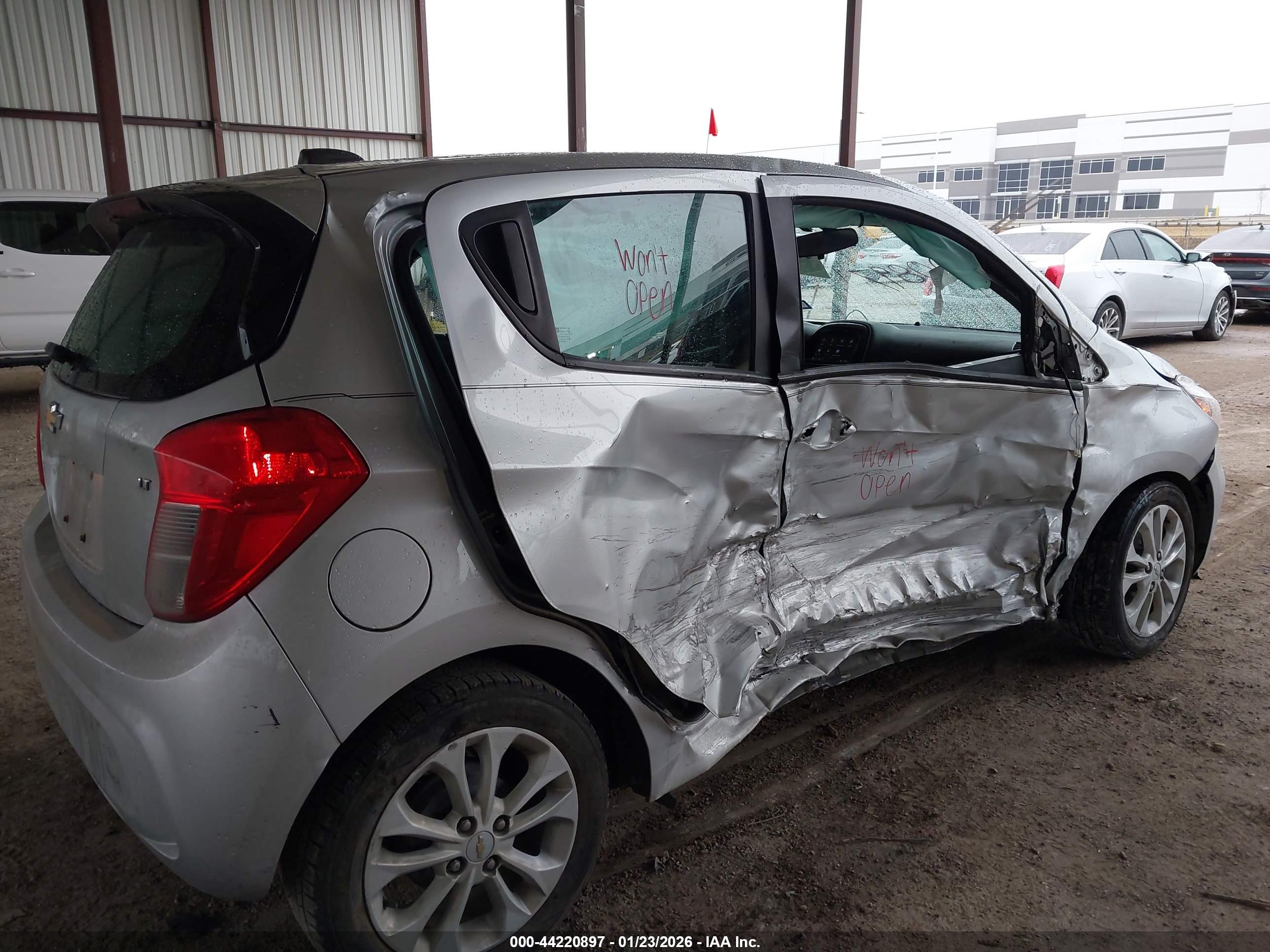 CHEVROLET SPARK image 6