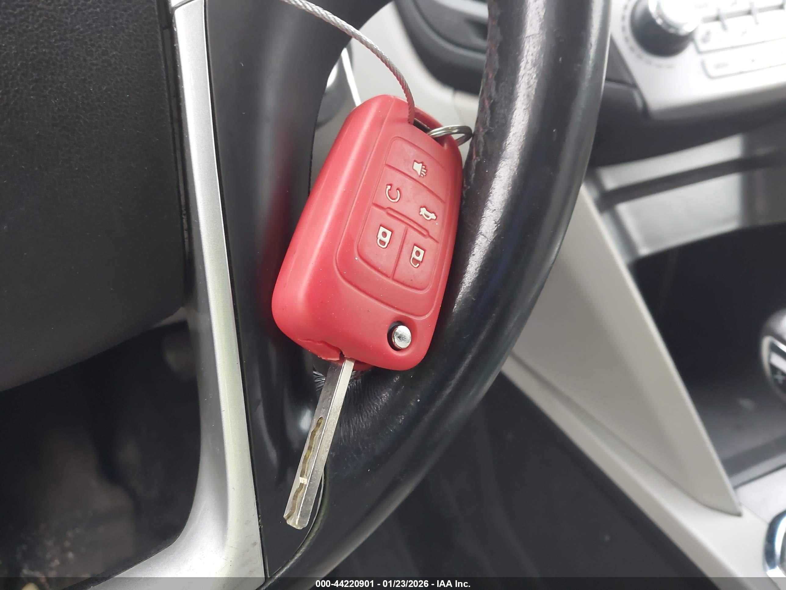 CHEVROLET EQUINOX image 11
