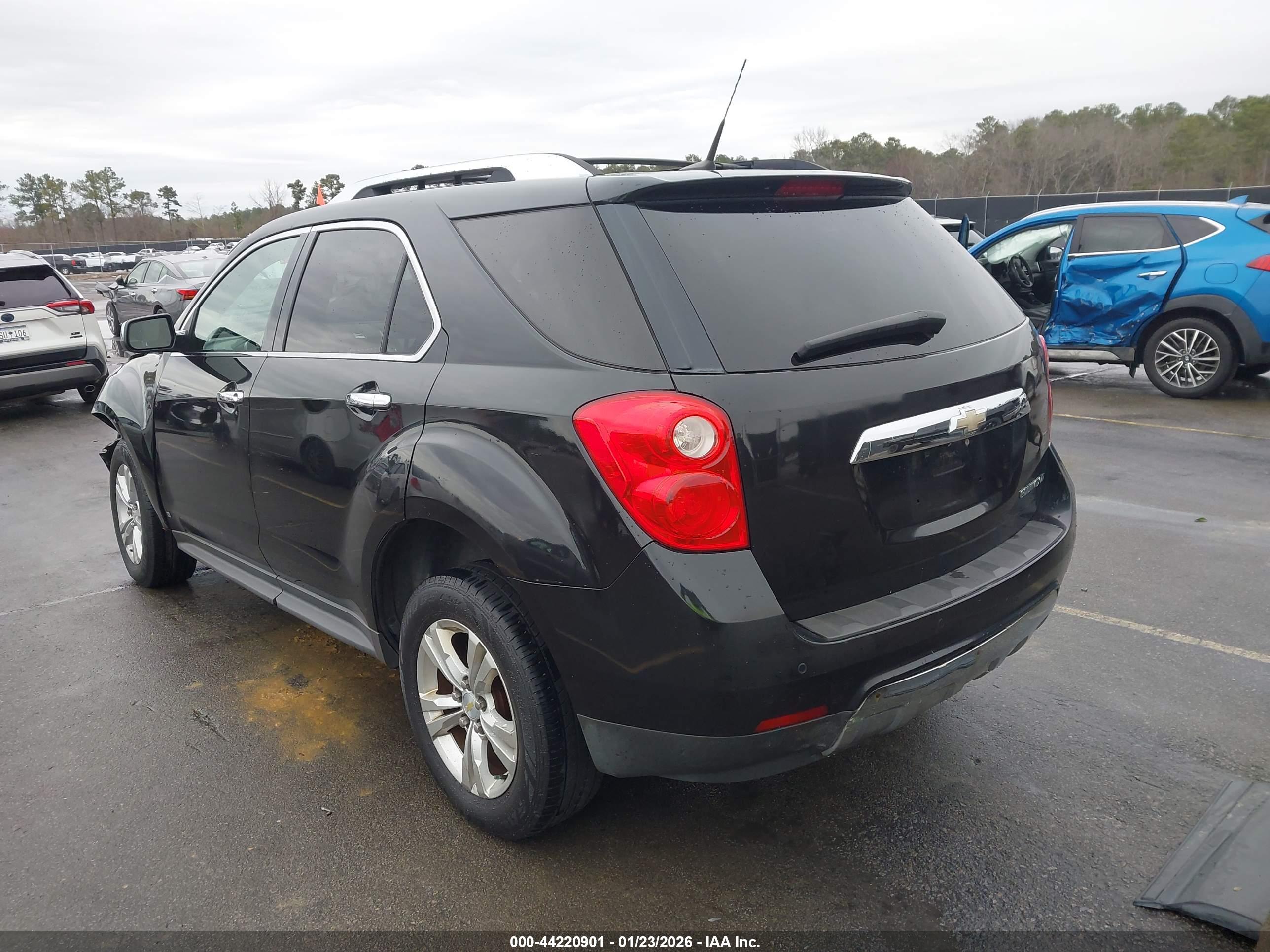 CHEVROLET EQUINOX image 3
