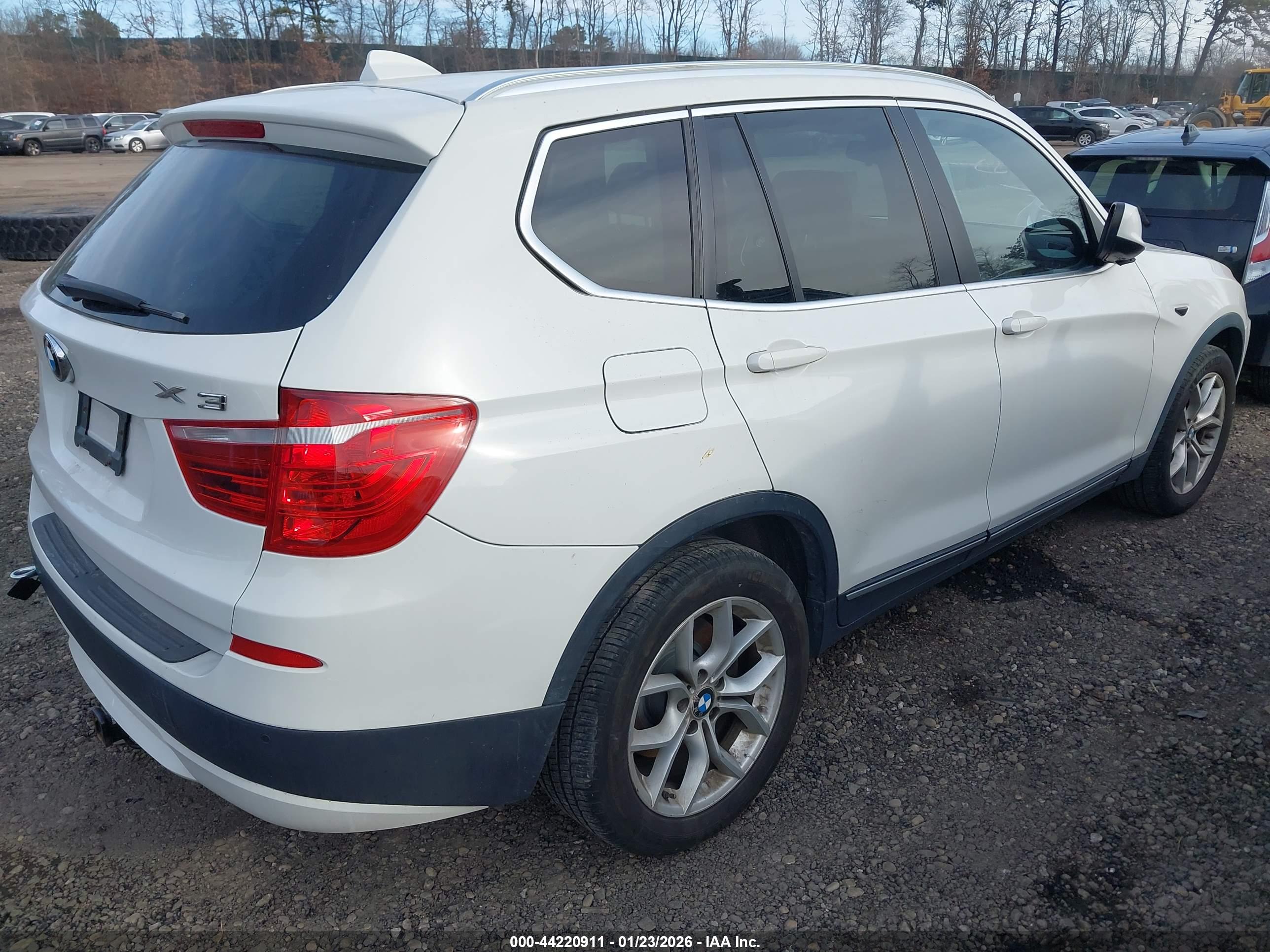 BMW X3 image 4