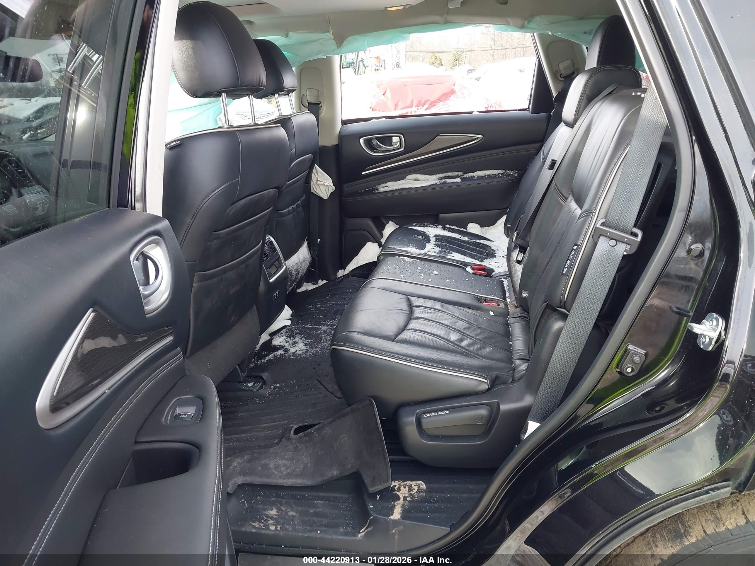 INFINITI QX60 image 8