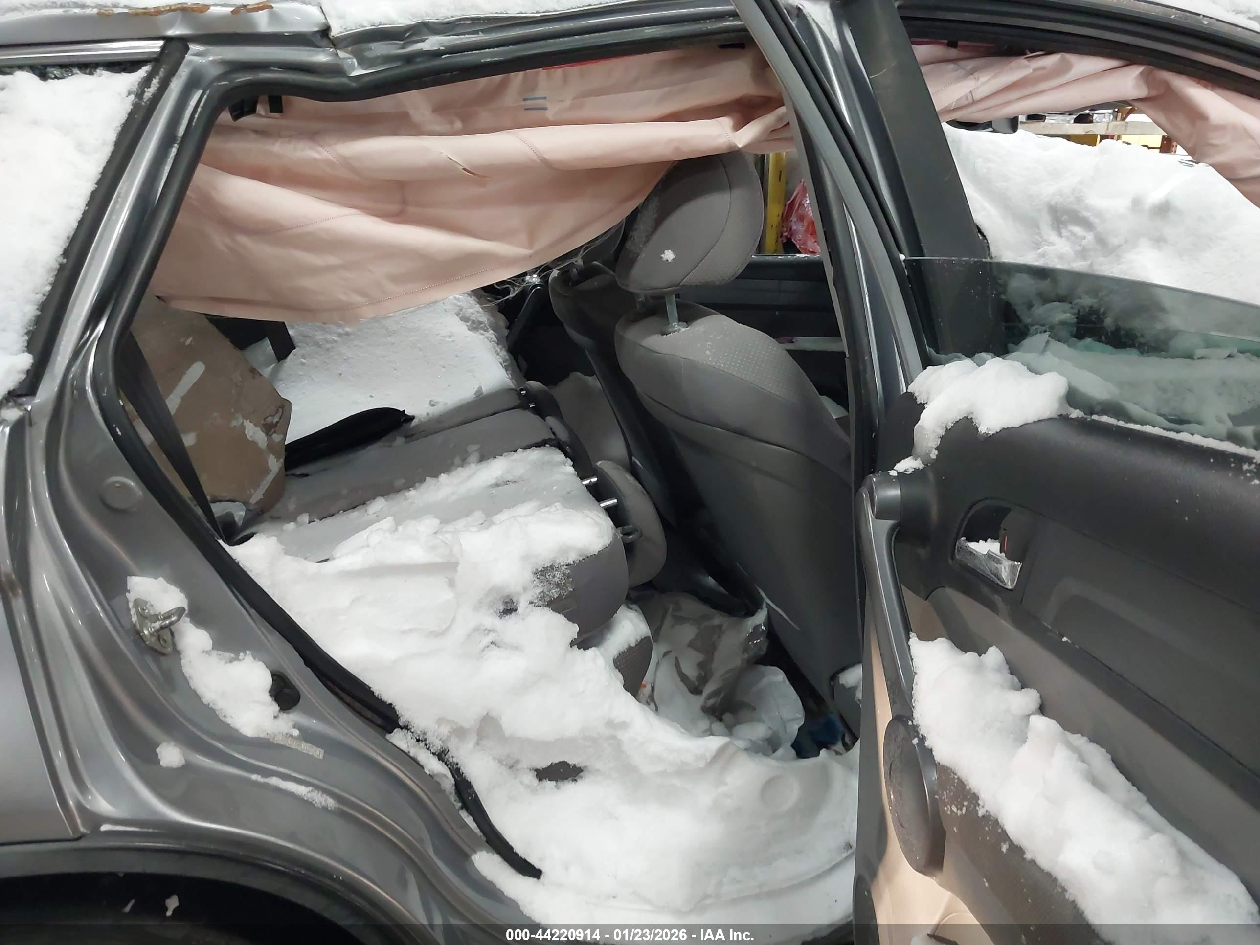 HONDA CR-V image 8
