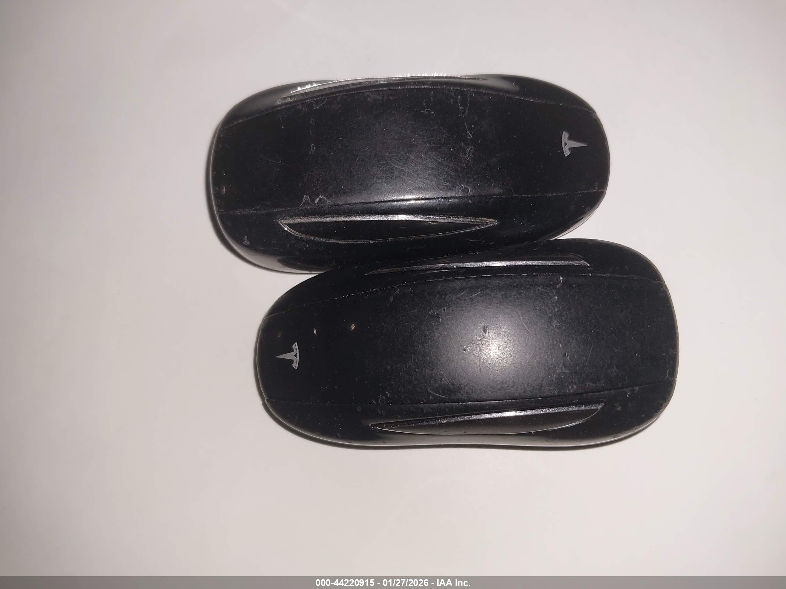 TESLA MODEL image 11