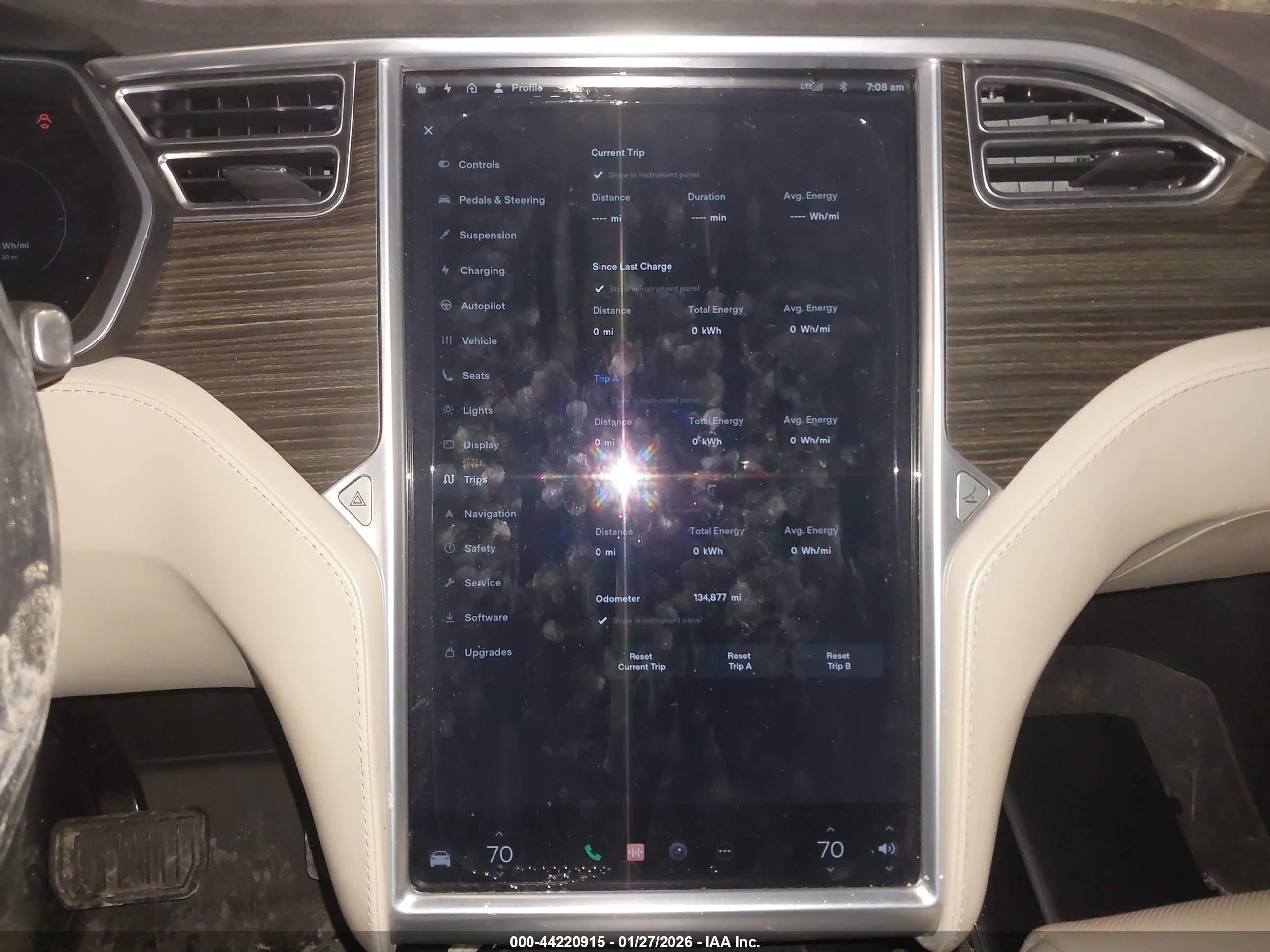 TESLA MODEL image 7