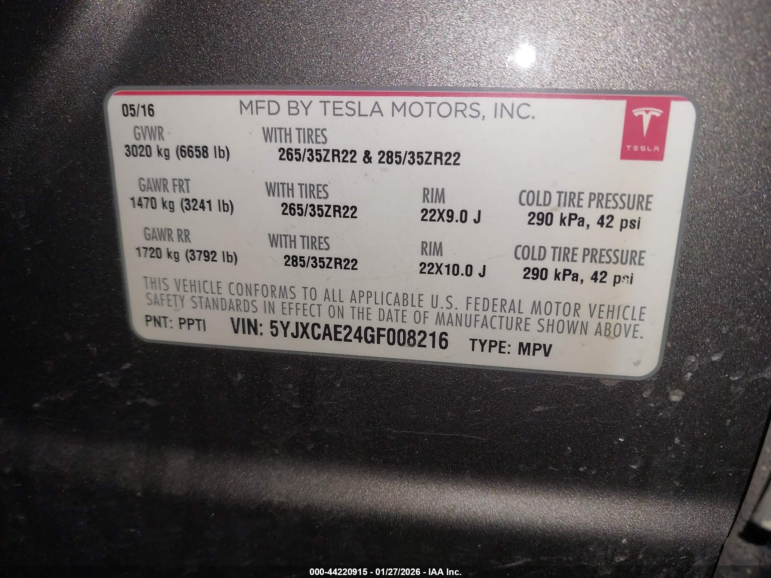 TESLA MODEL image 9