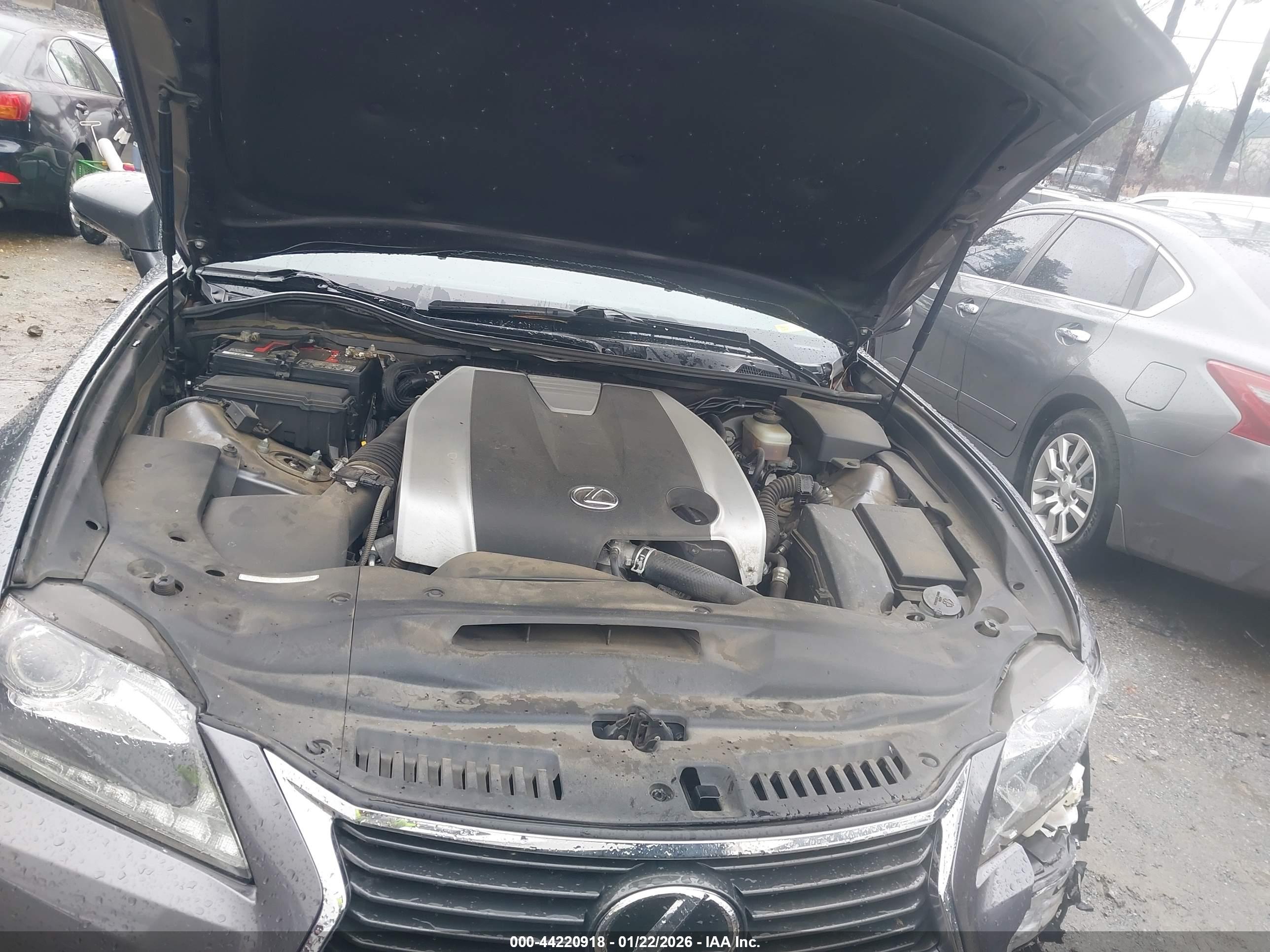 LEXUS GS image 10