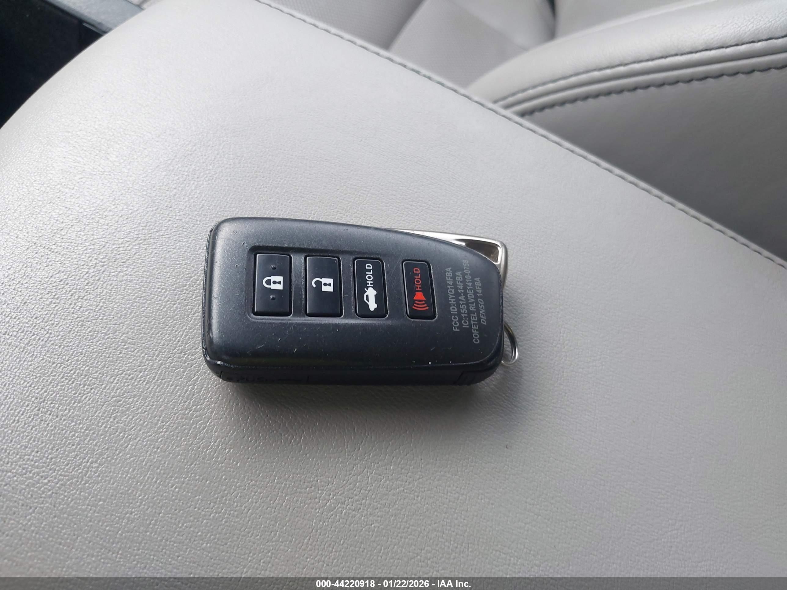 LEXUS GS image 11