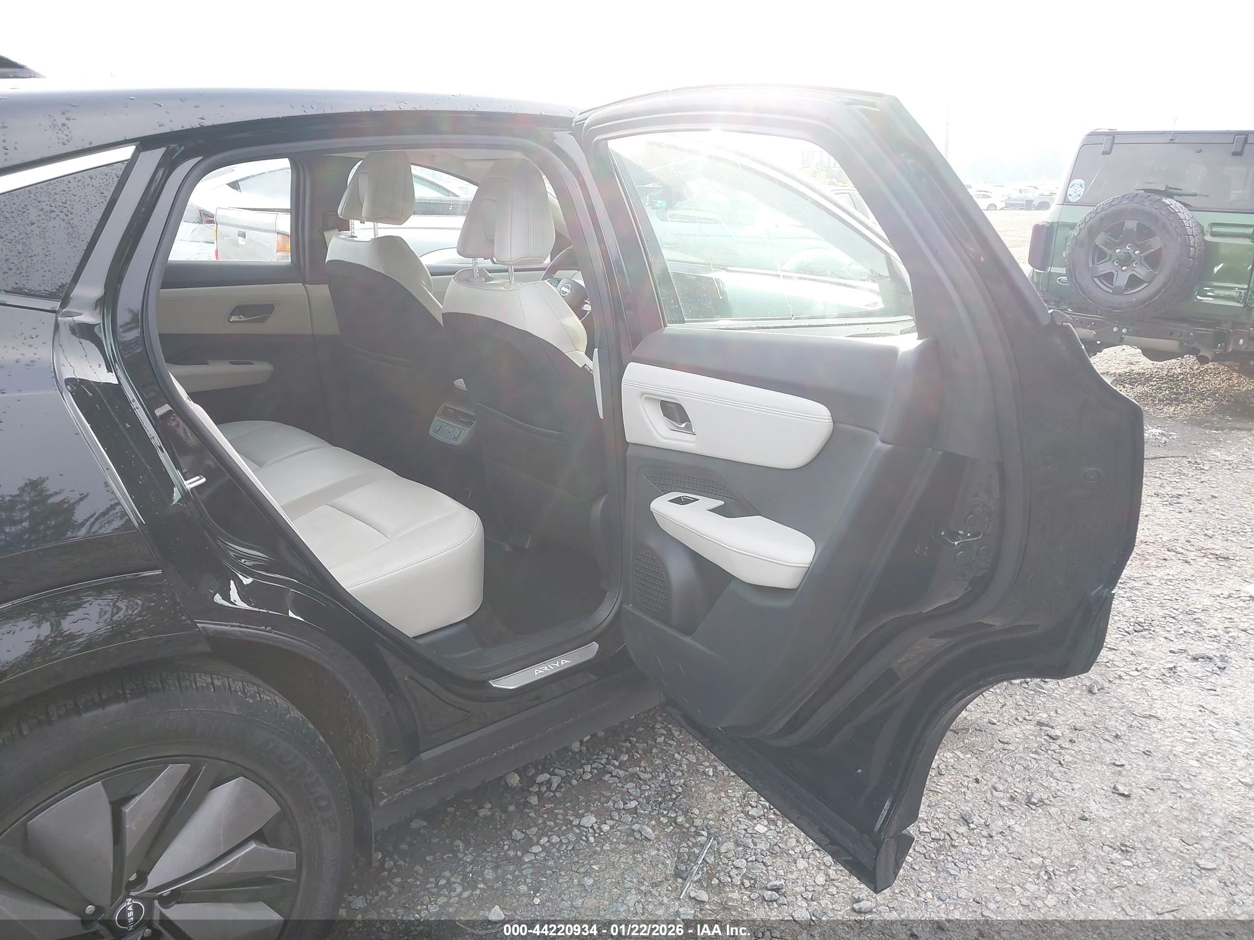 NISSAN ARYIA image 8