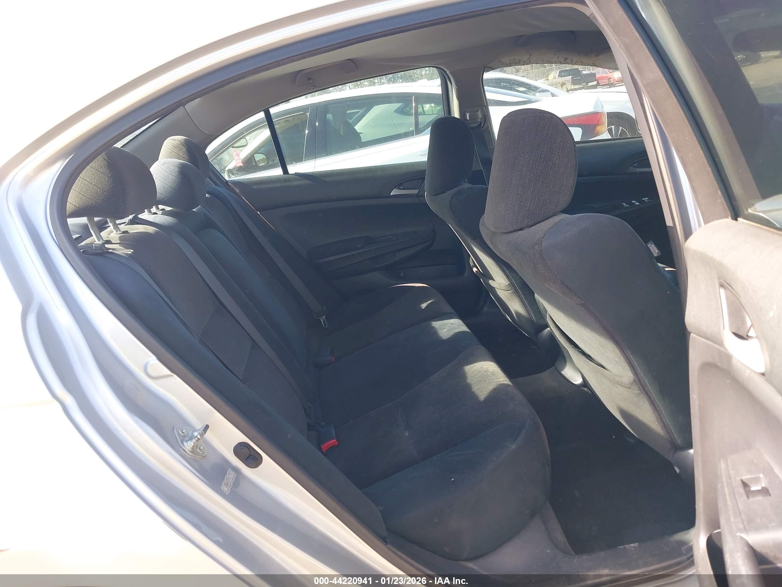HONDA ACCORD image 8
