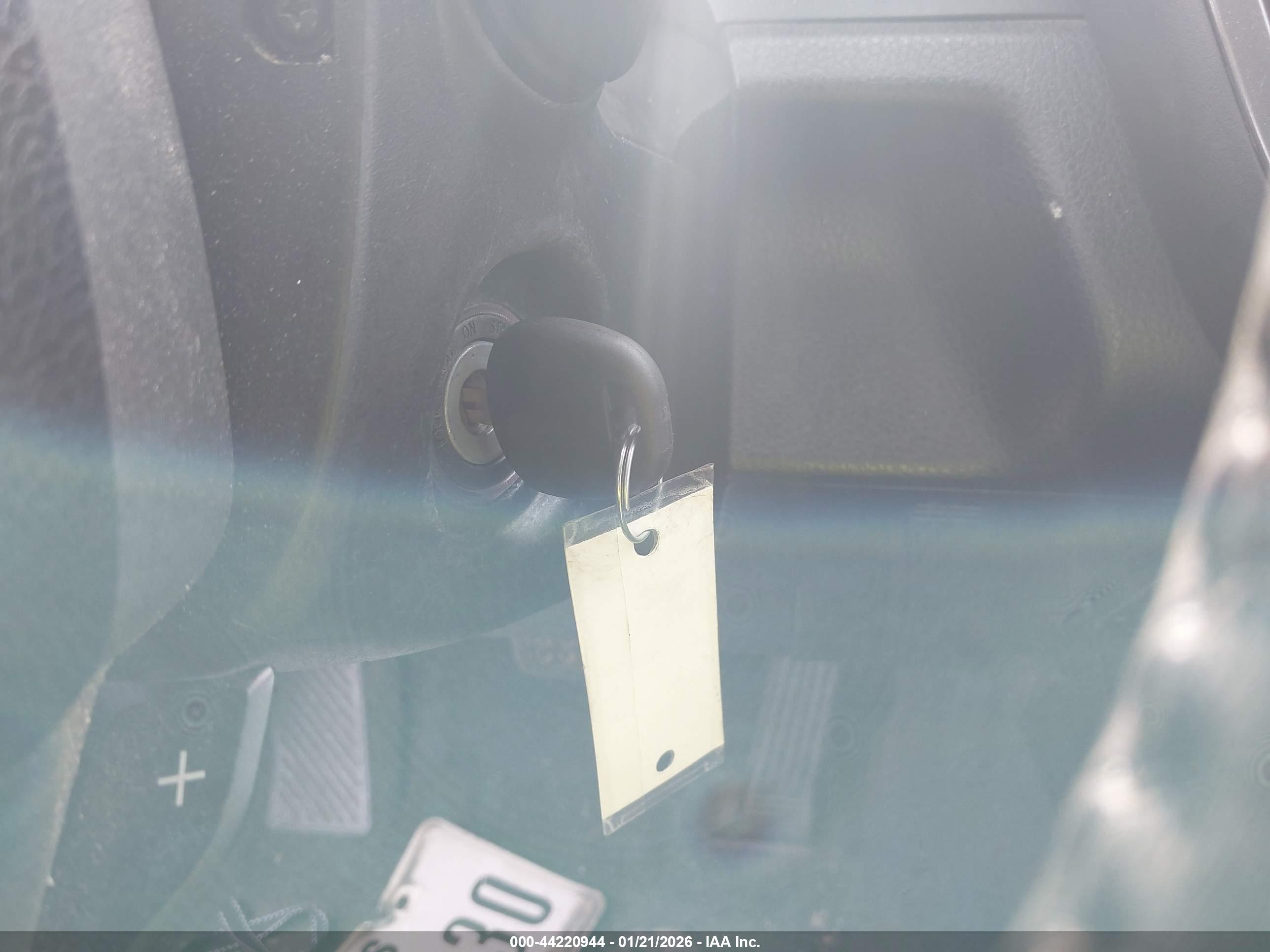 TOYOTA CAMRY image 11