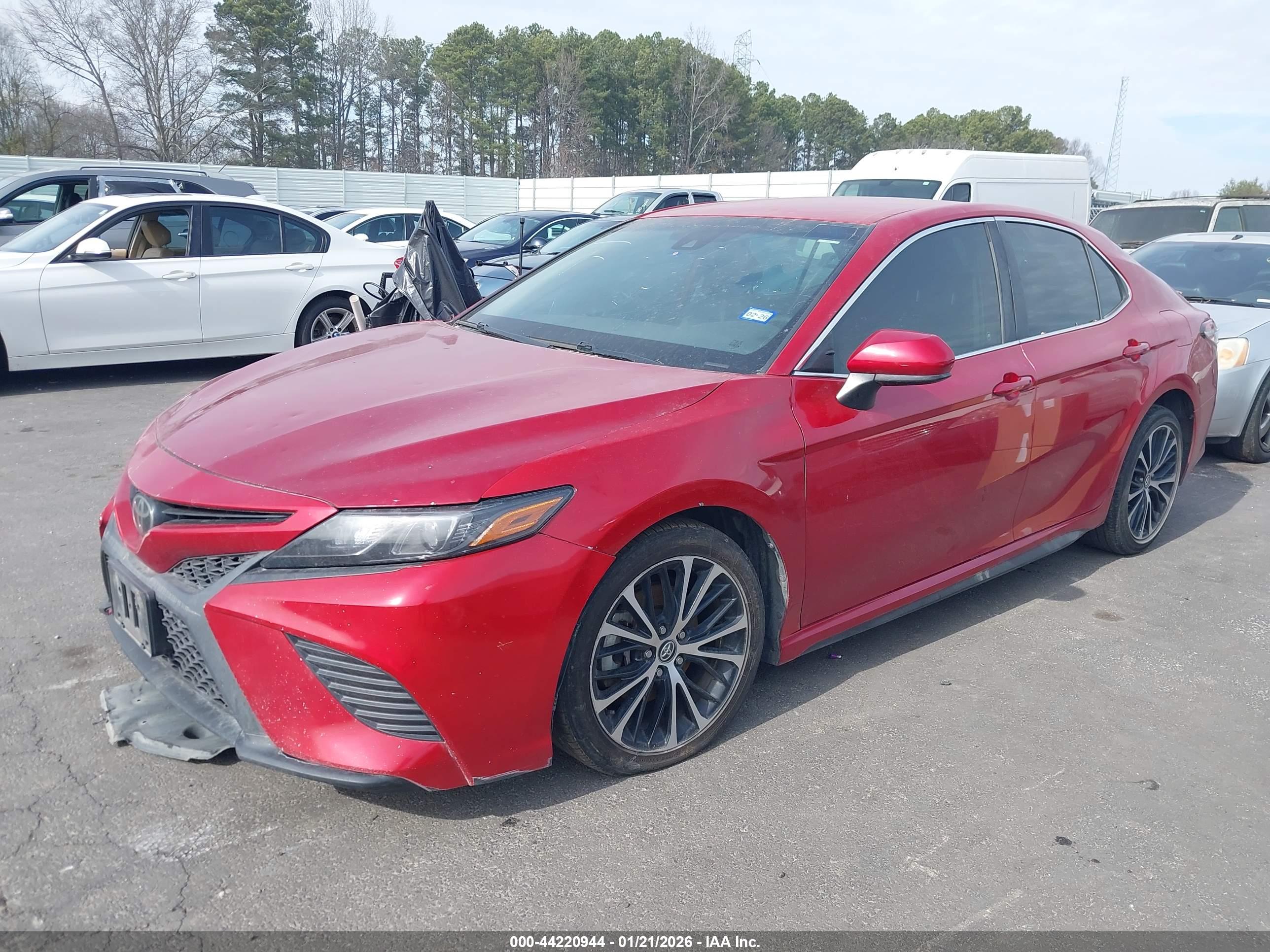 TOYOTA CAMRY image 2