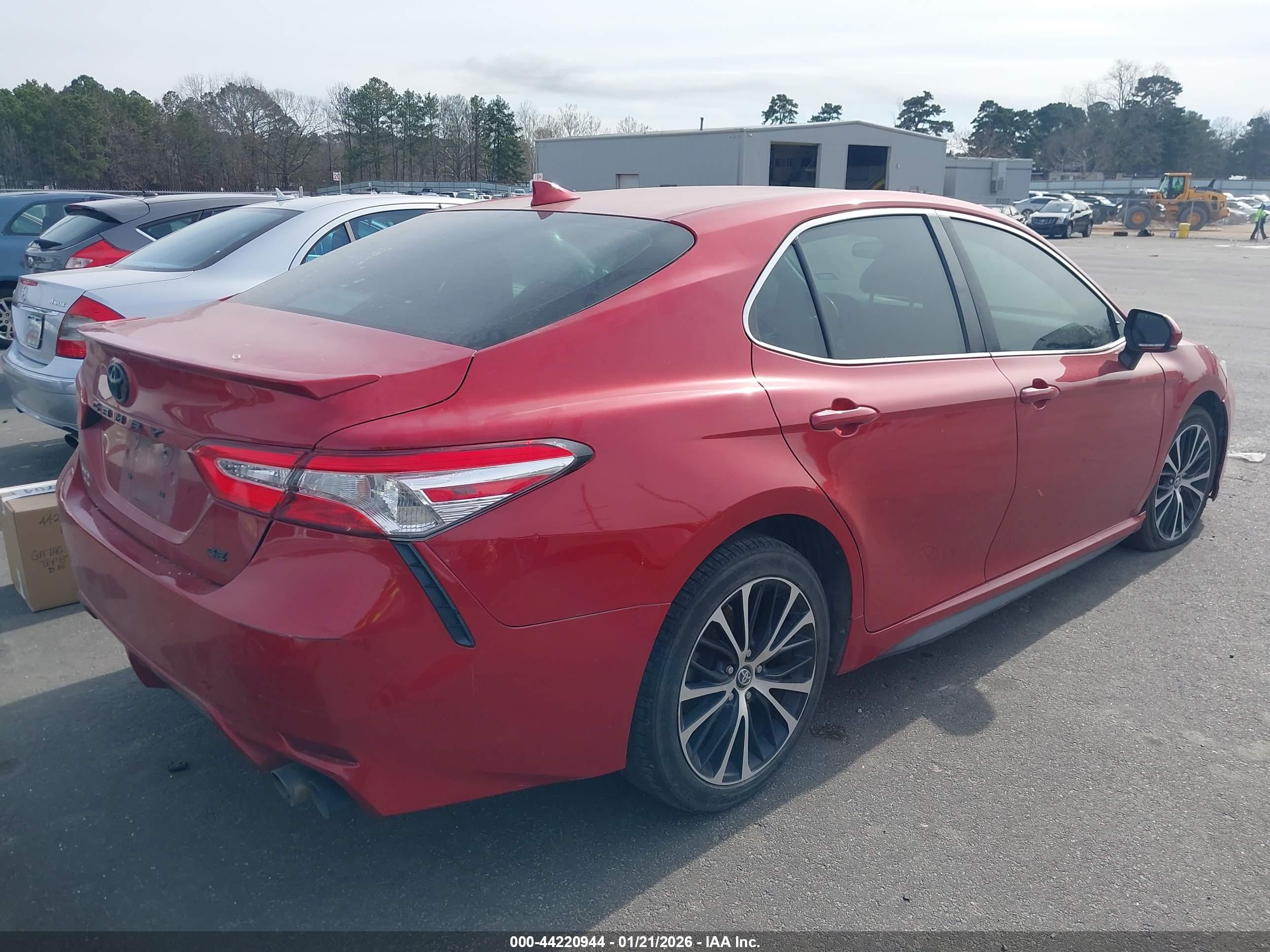 TOYOTA CAMRY image 4