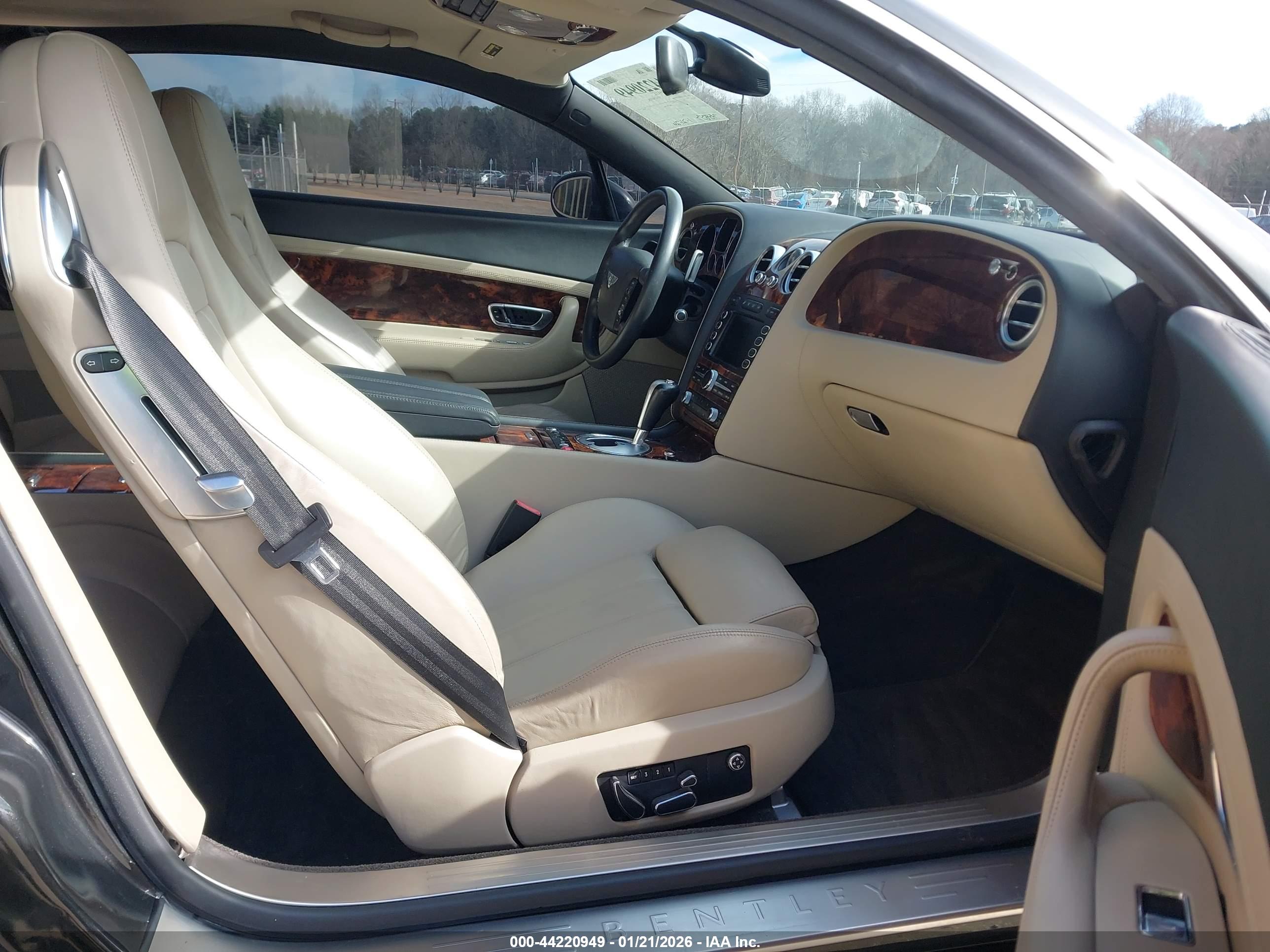 BENTLEY CONTINENTAL image 5