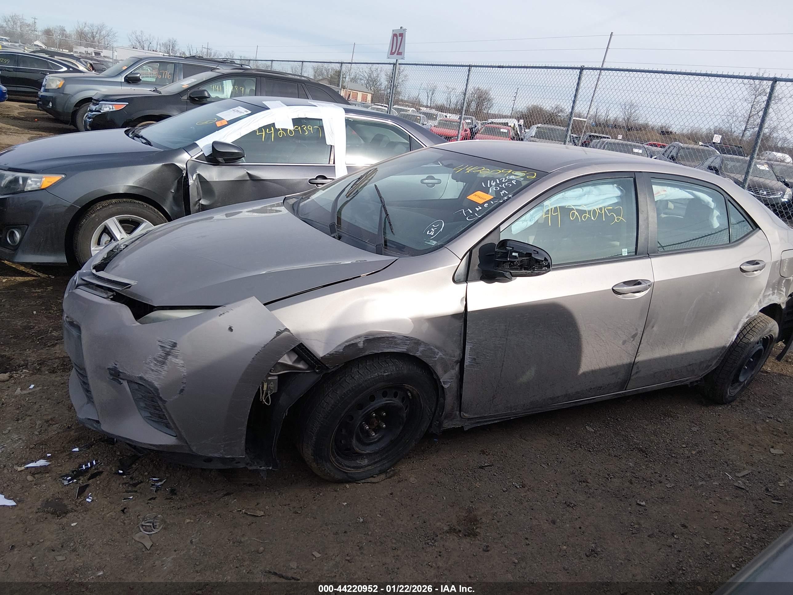 TOYOTA COROLLA image 6