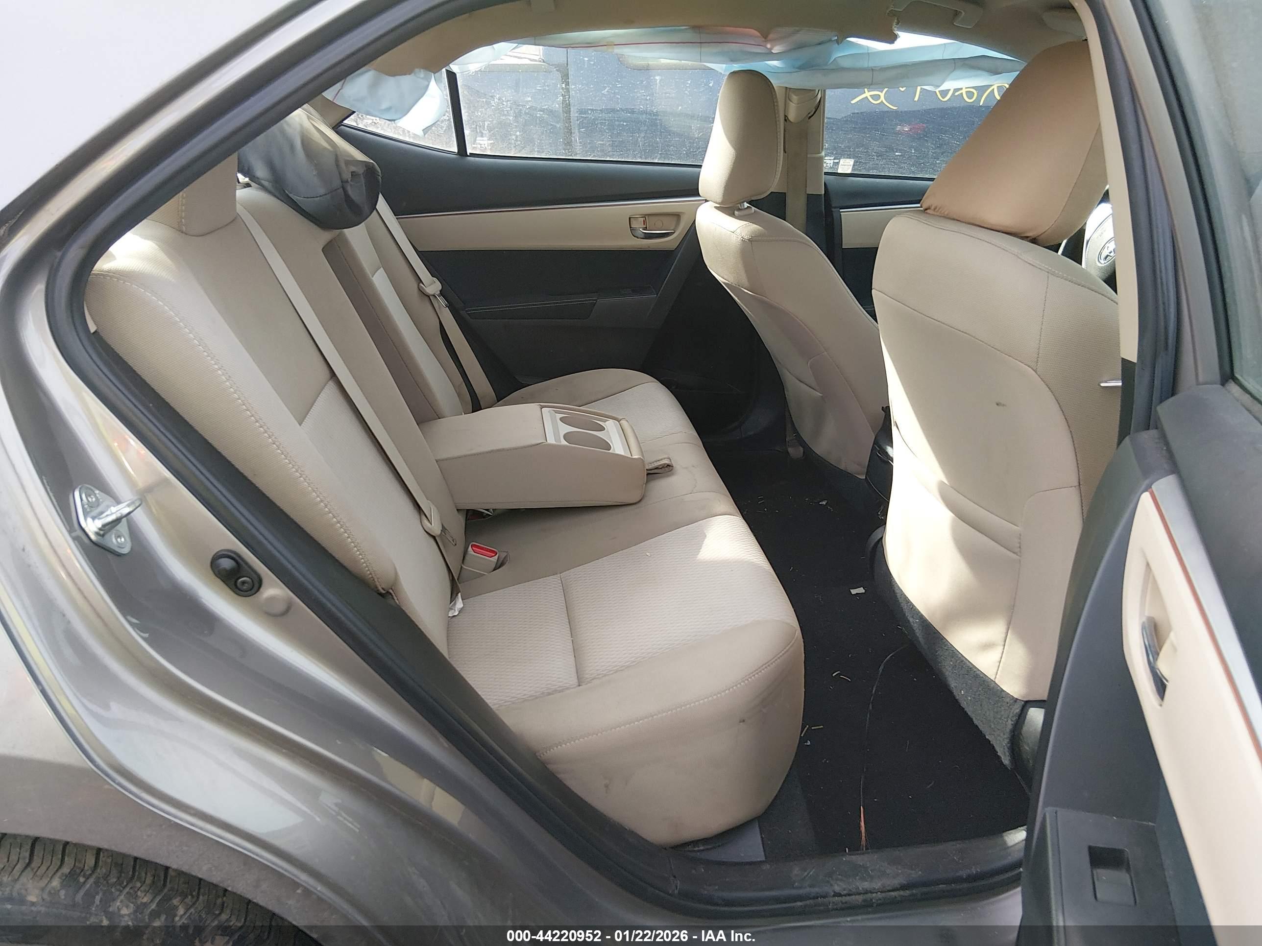 TOYOTA COROLLA image 8