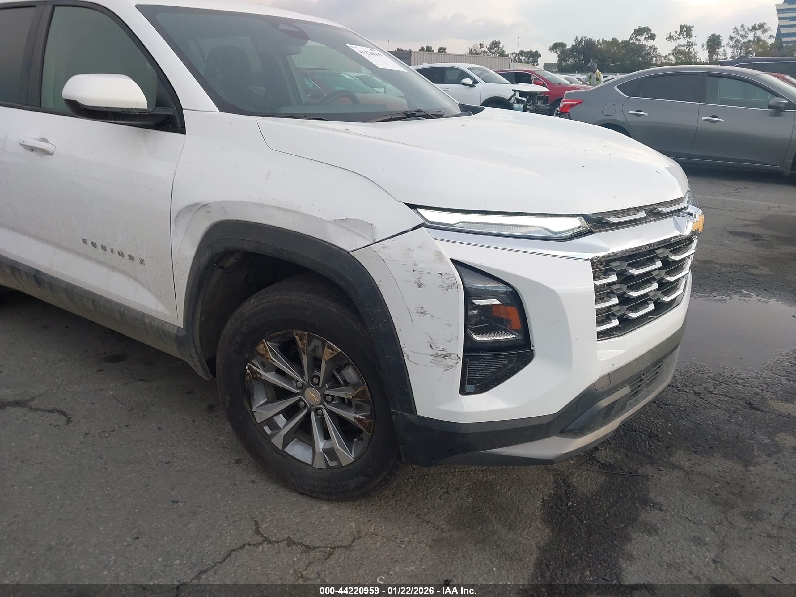 CHEVROLET EQUINOX image 6