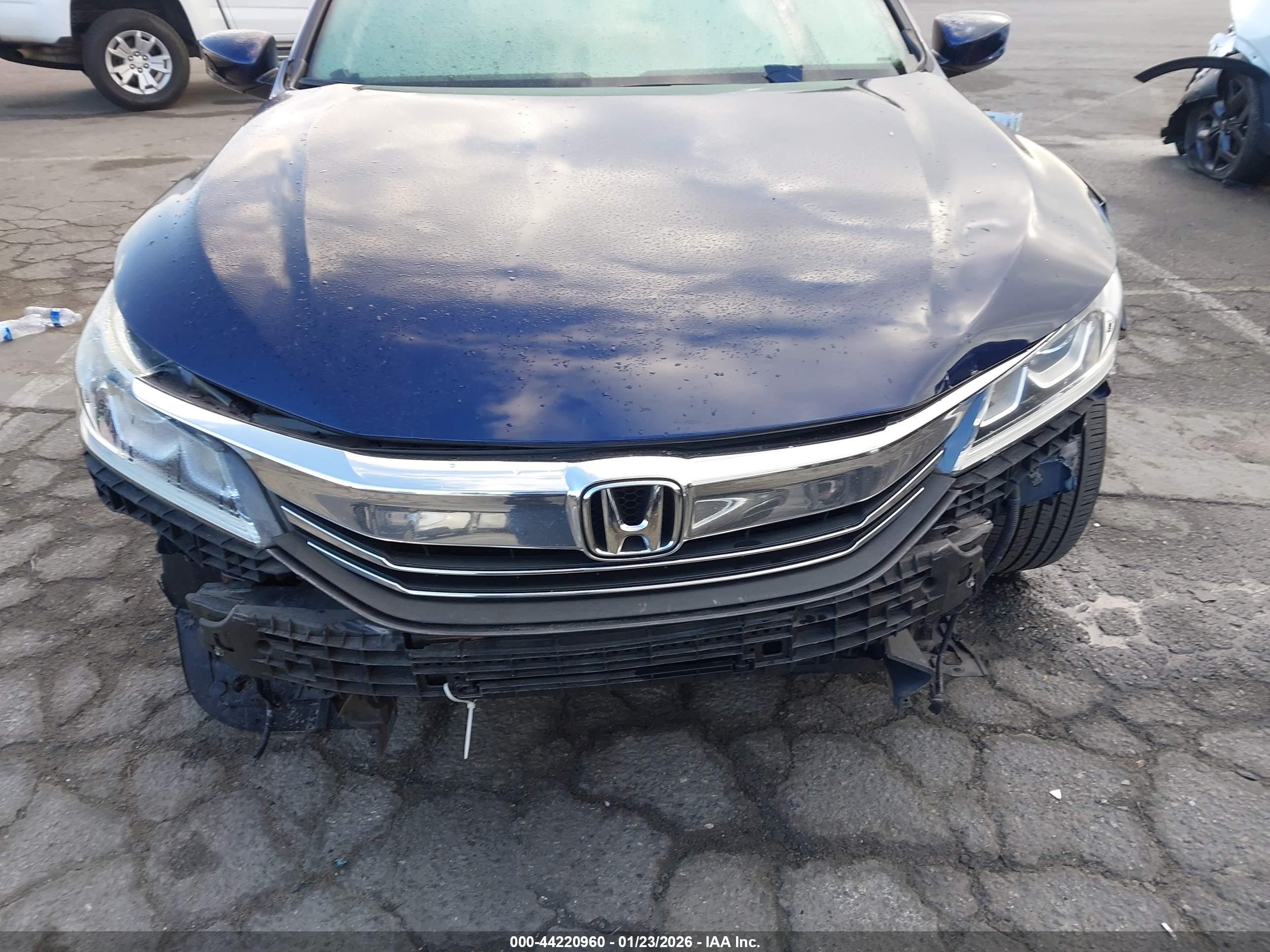 HONDA ACCORD image 6
