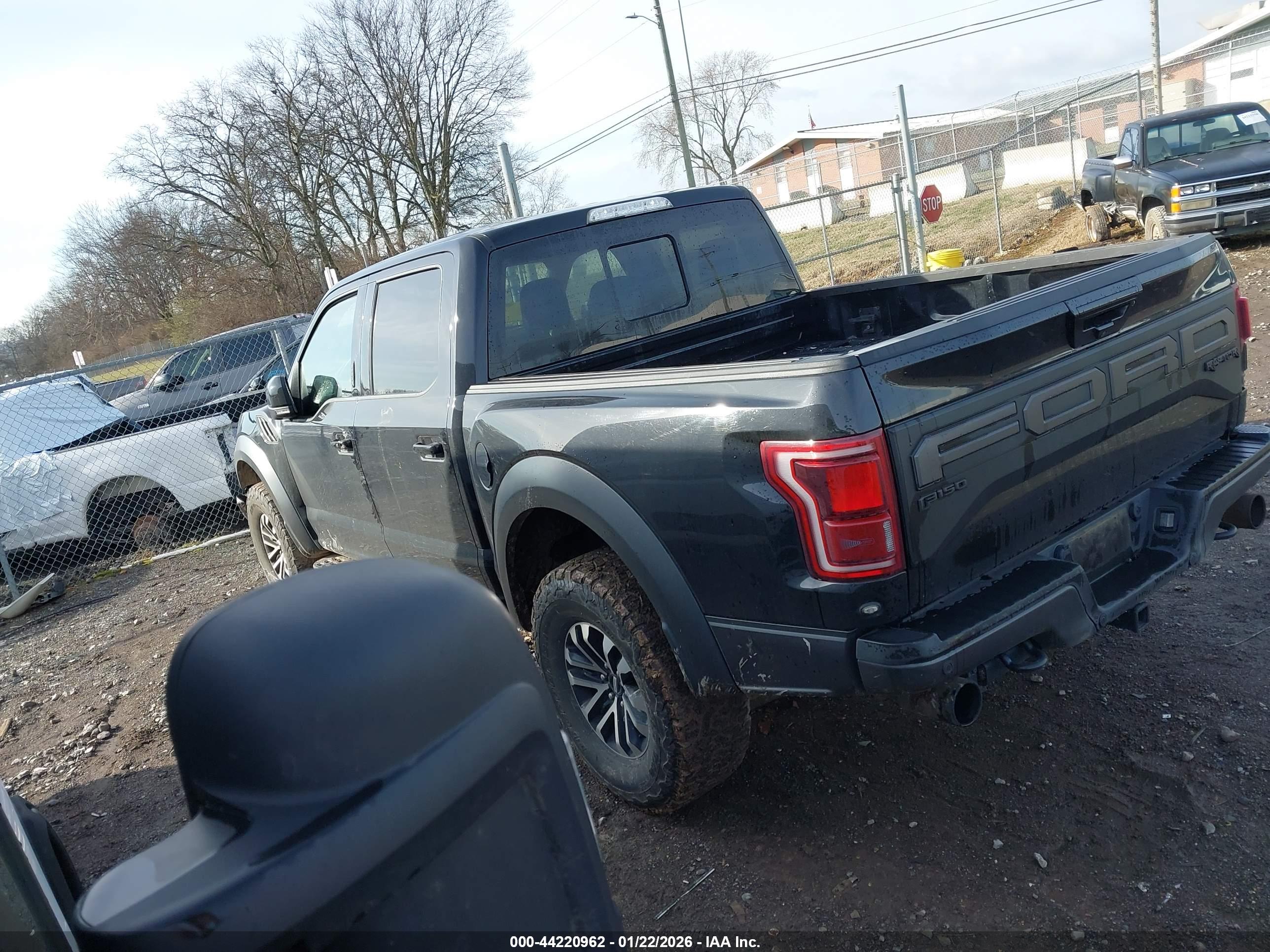 FORD F-150 image 3