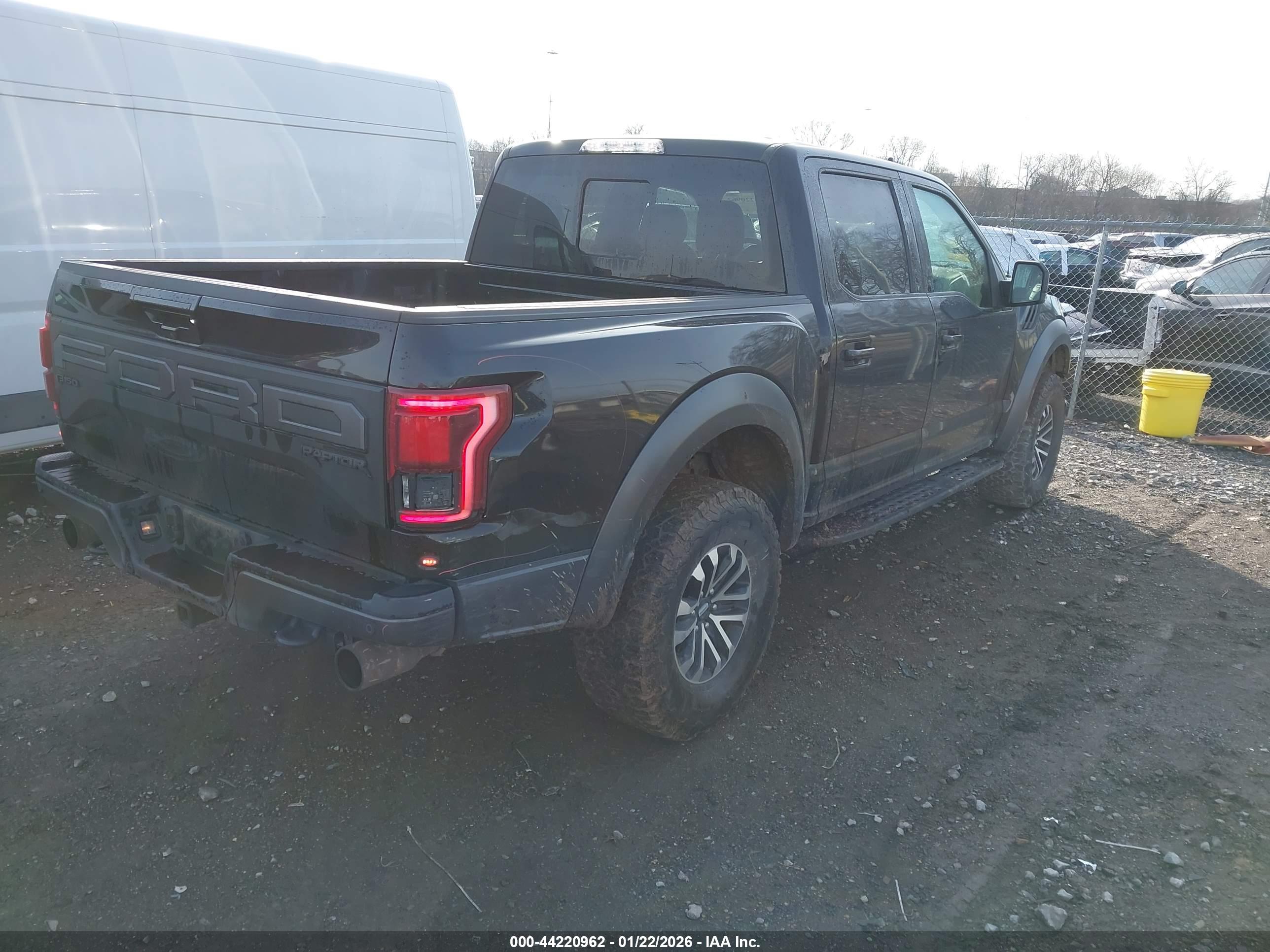 FORD F-150 image 4