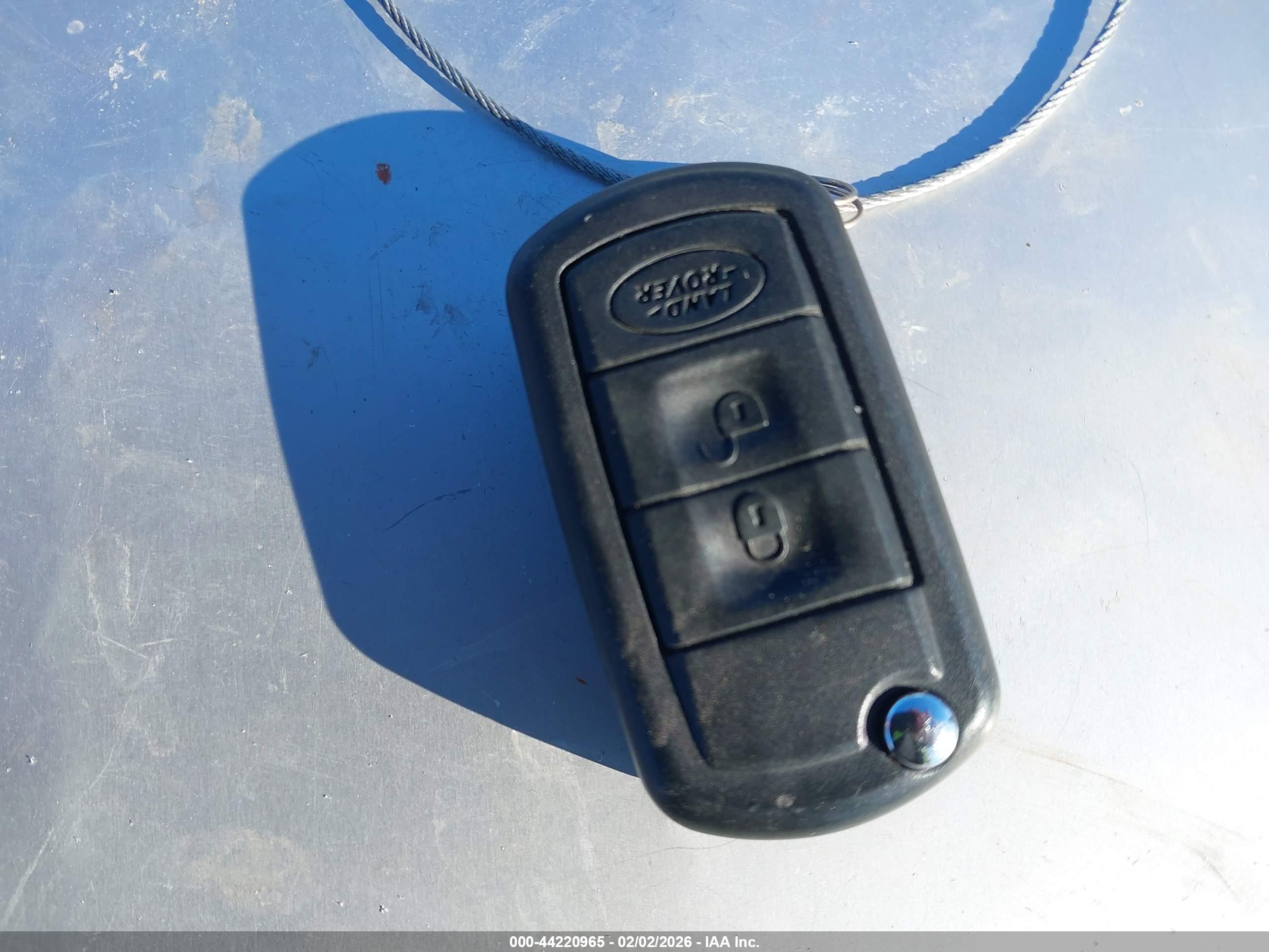 LAND ROVER image 11