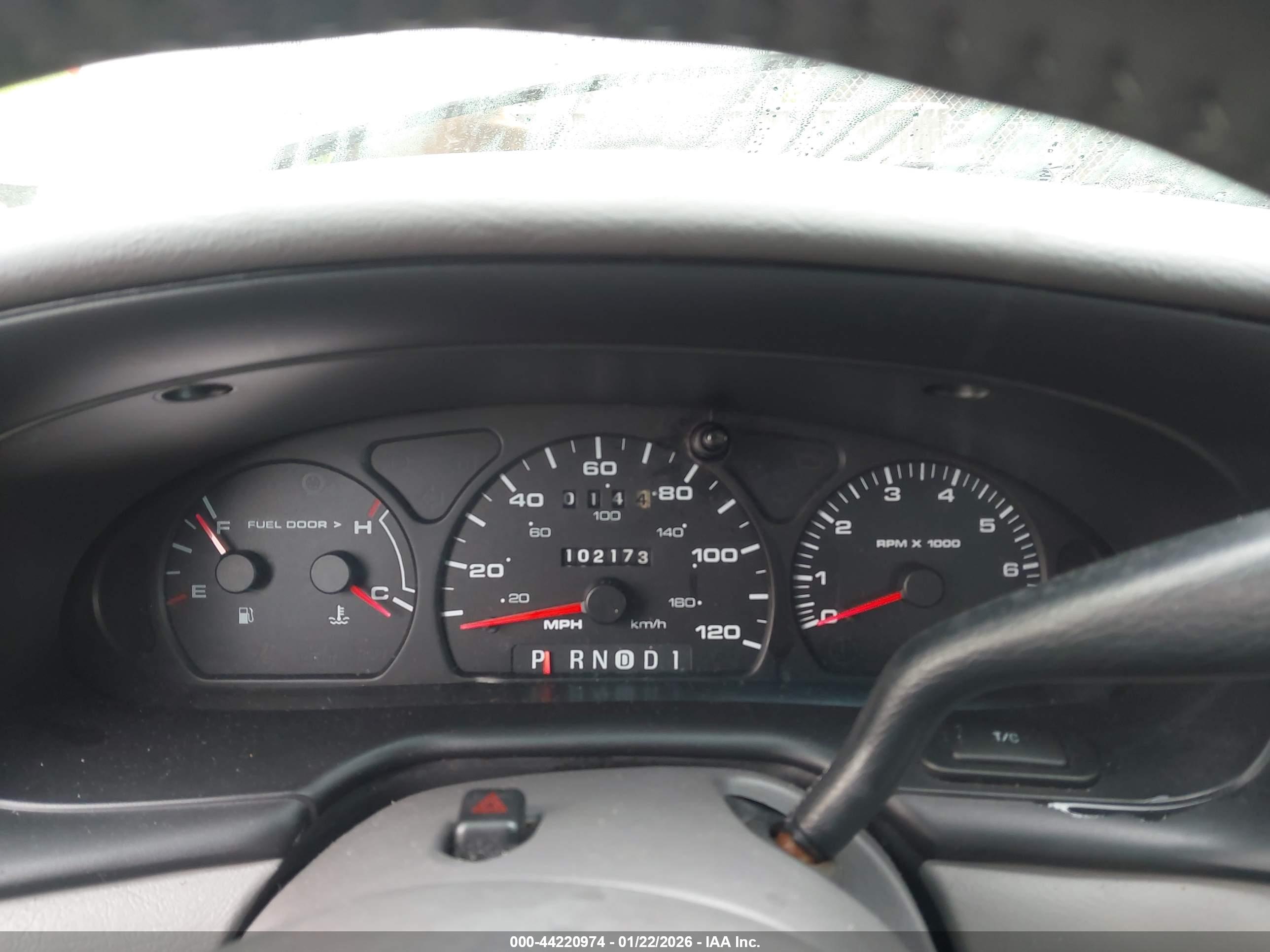 FORD TAURUS image 7
