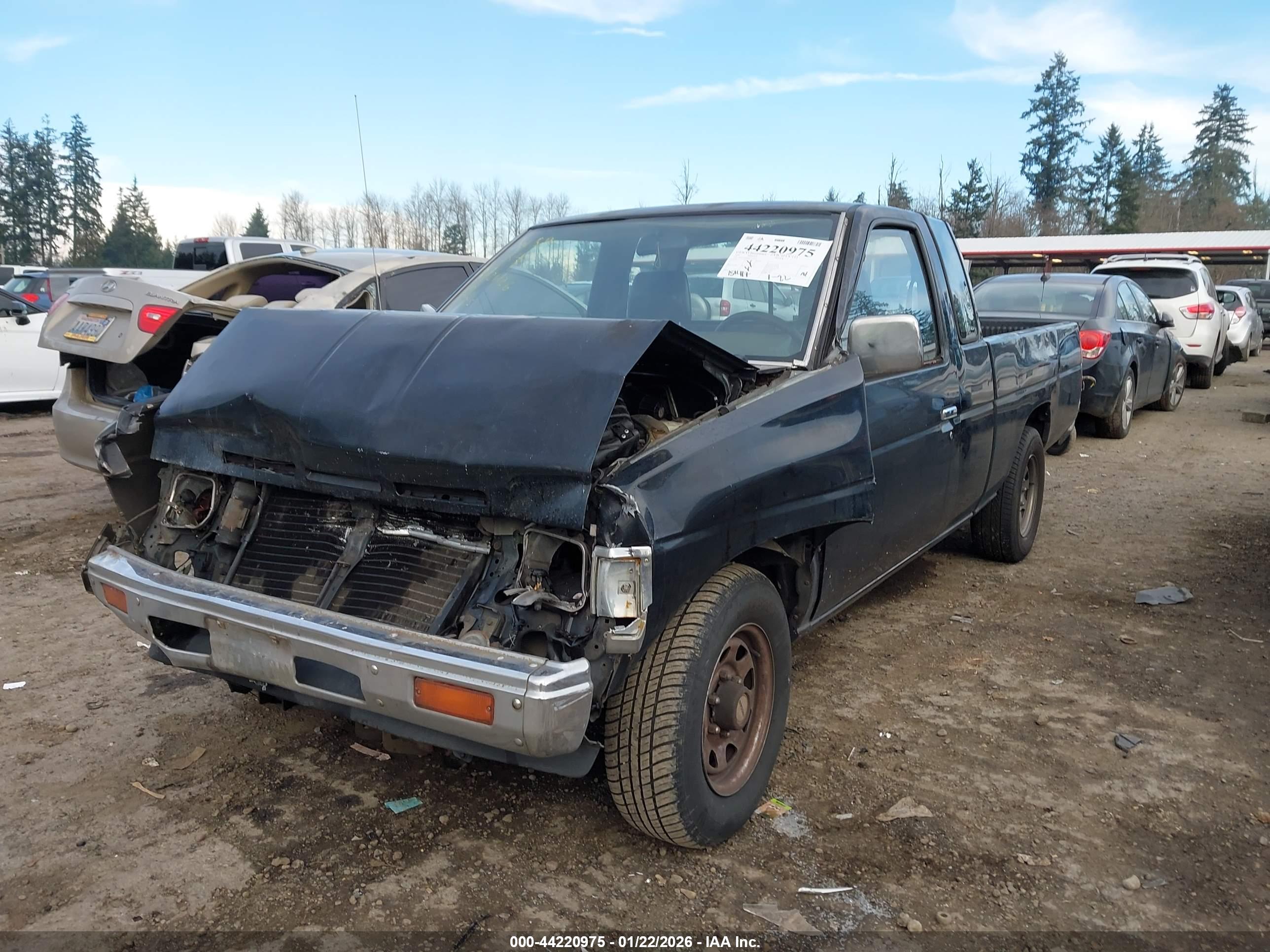 NISSAN TRUCK image 2