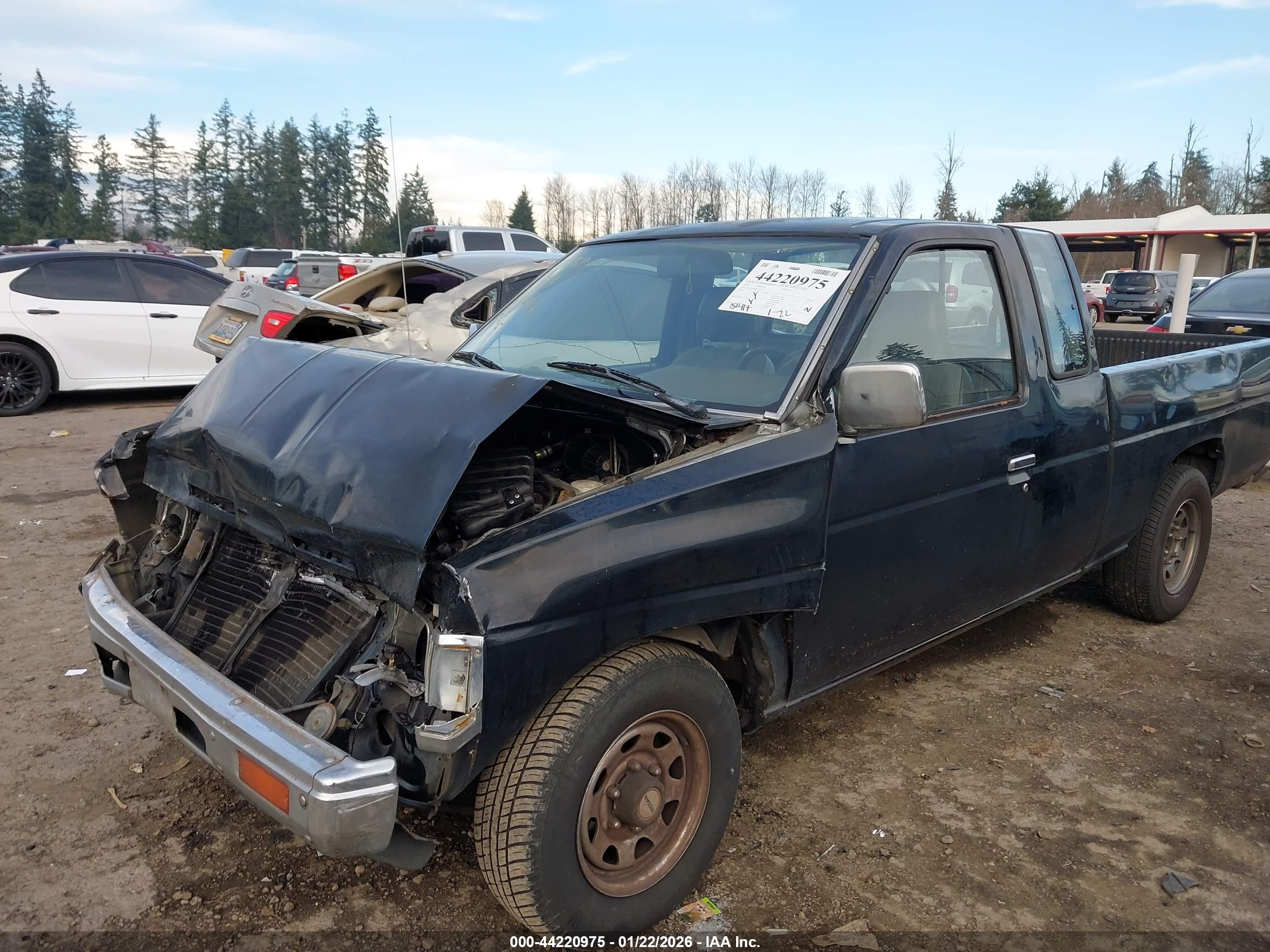 NISSAN TRUCK image 6
