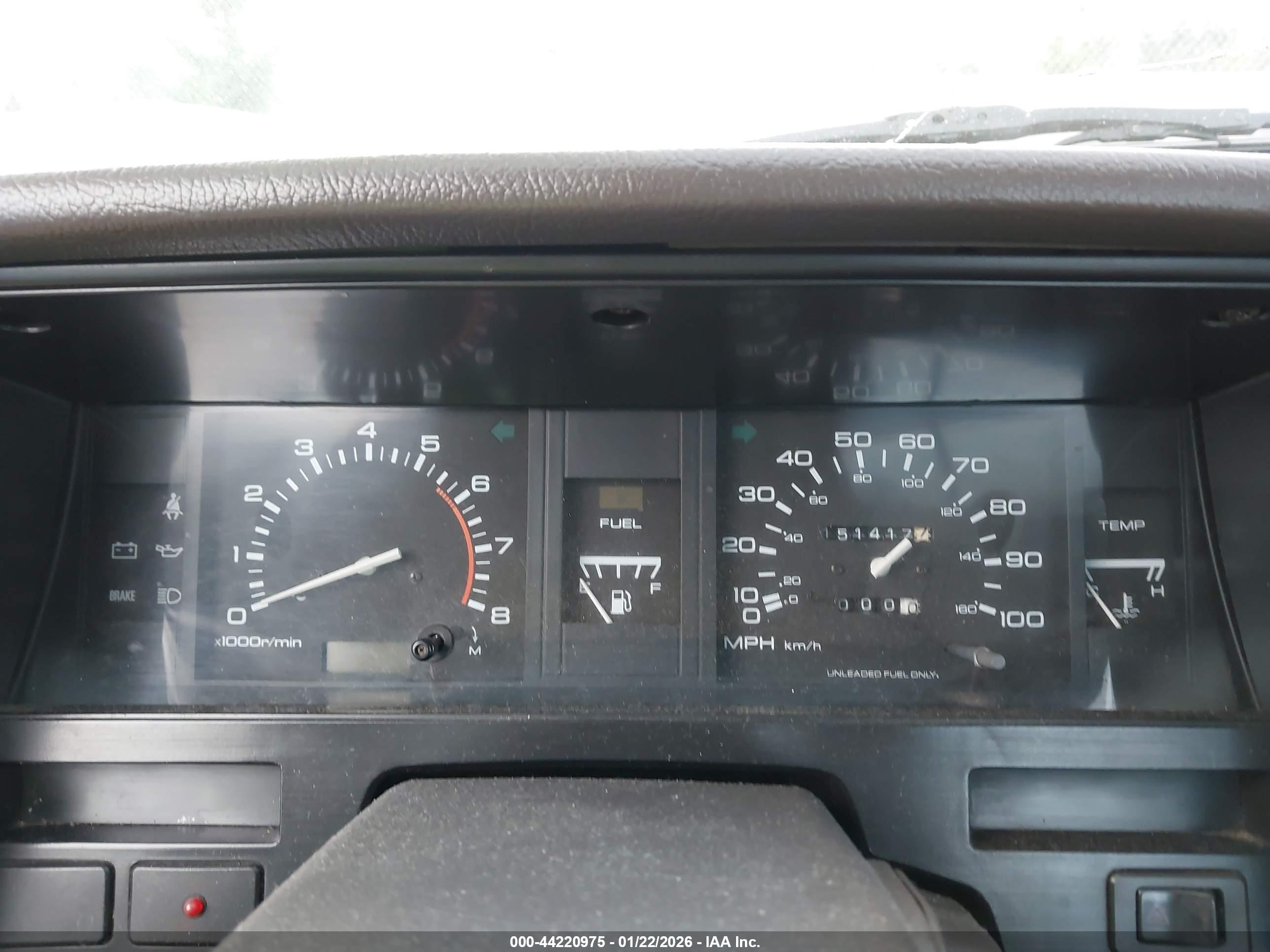 NISSAN TRUCK image 7