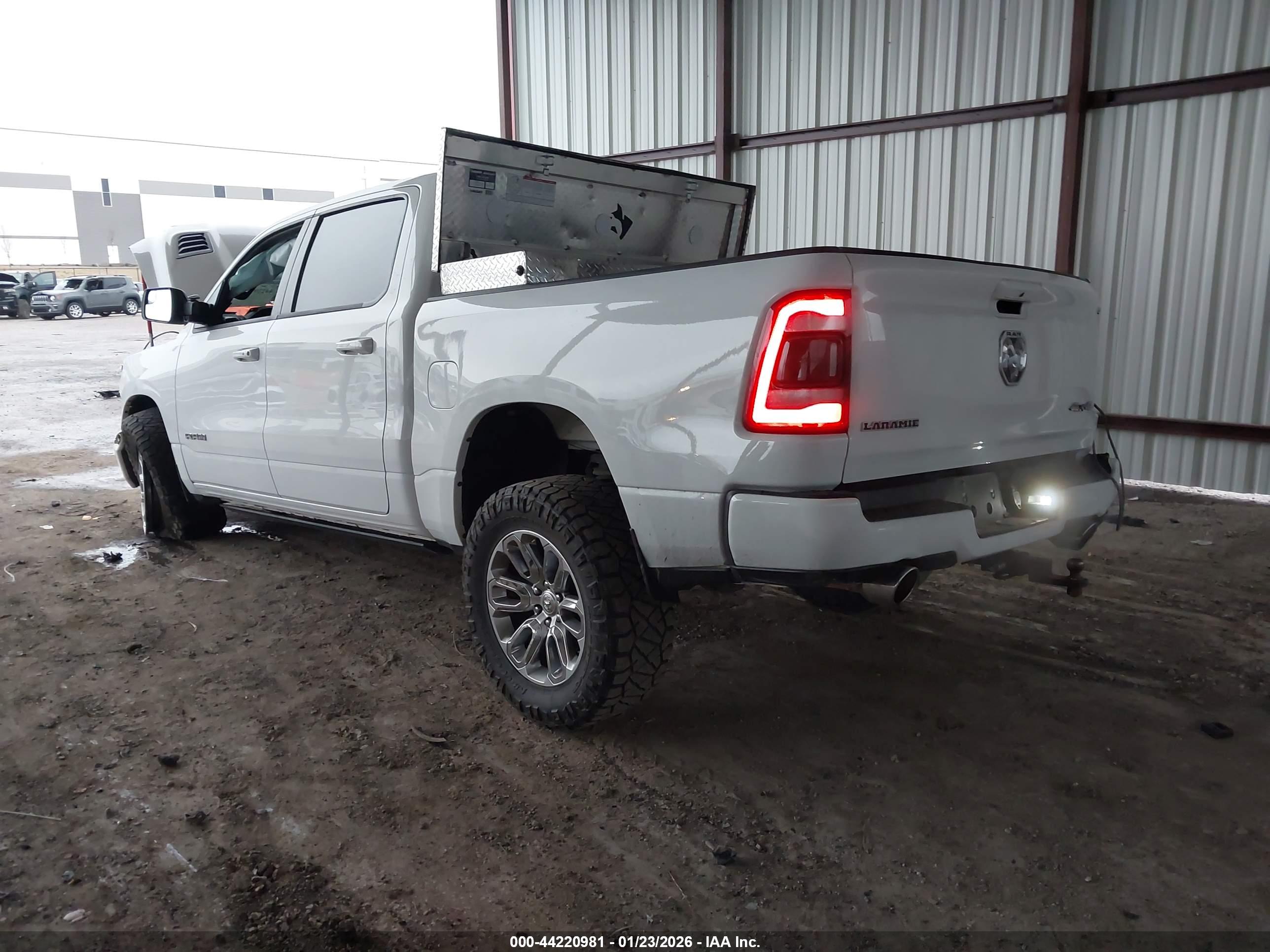 RAM 1500 image 3