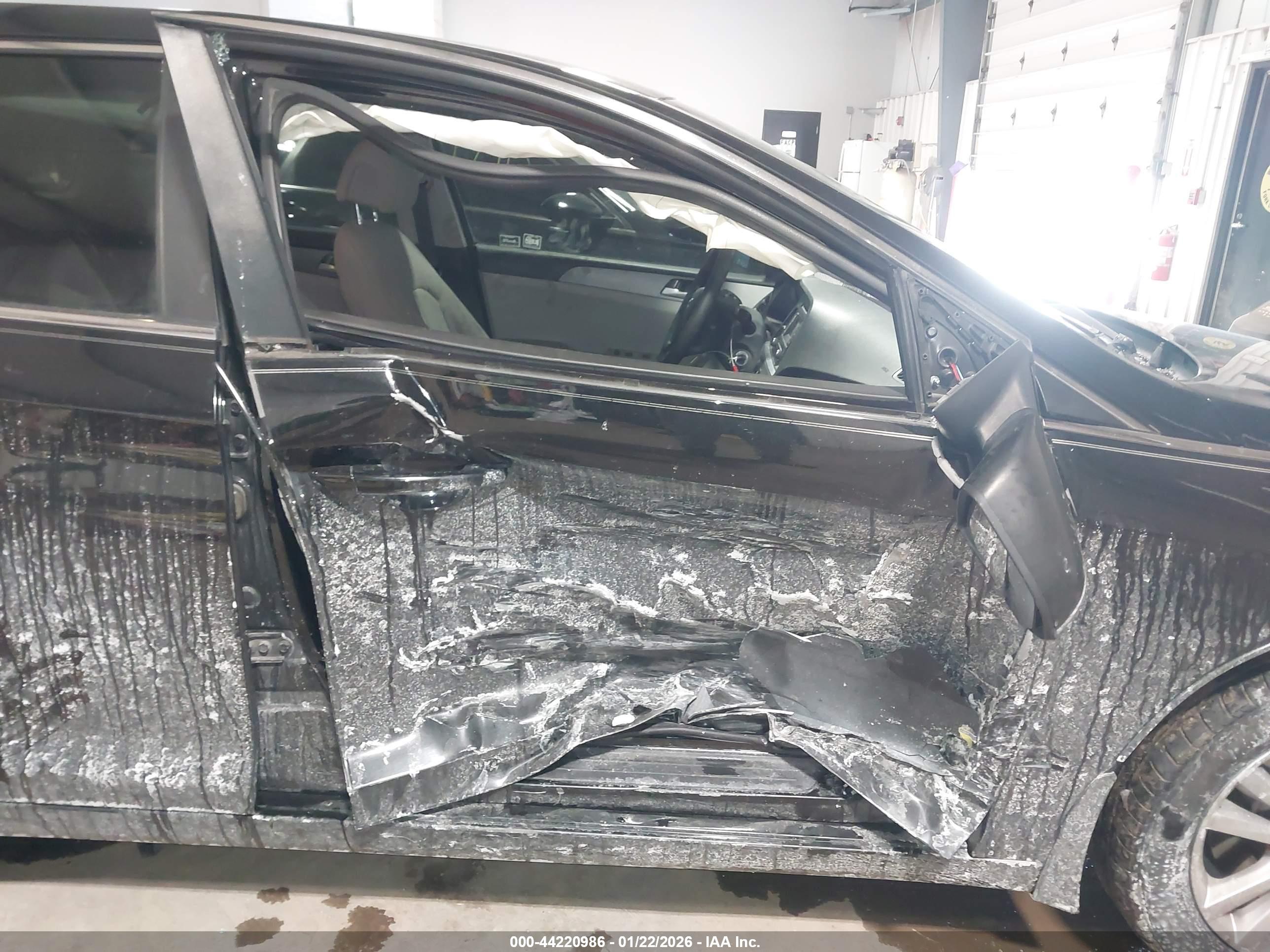 HYUNDAI SONATA image 6