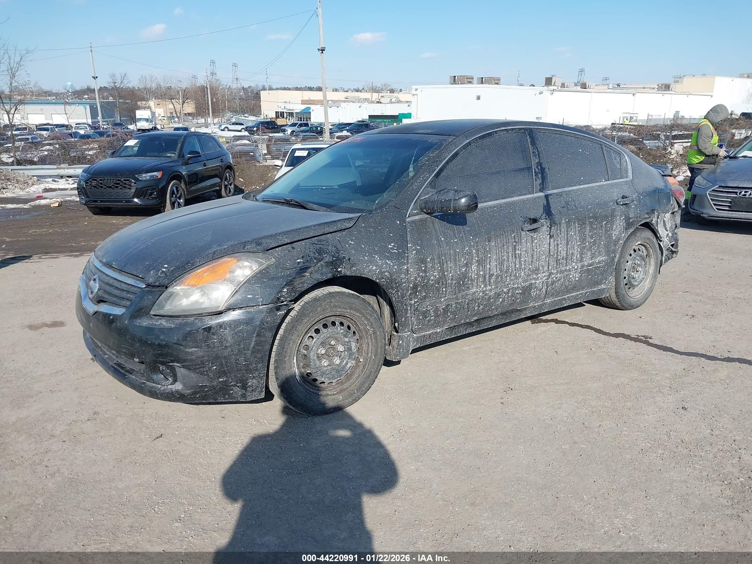 NISSAN ALTIMA image 2